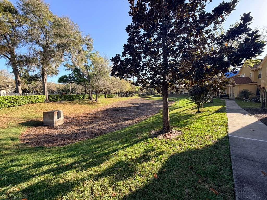 Image 30 of 31 For 825 Grand Regency Point 102