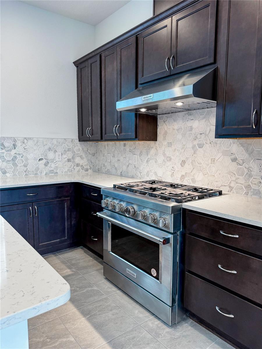 Image 17 of 55 For 2046 Packing District Way