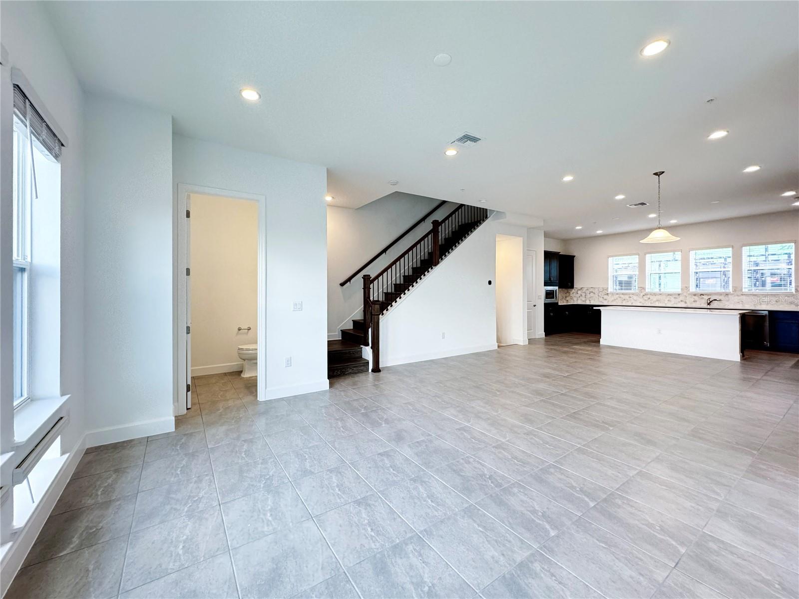 Image 26 of 55 For 2046 Packing District Way