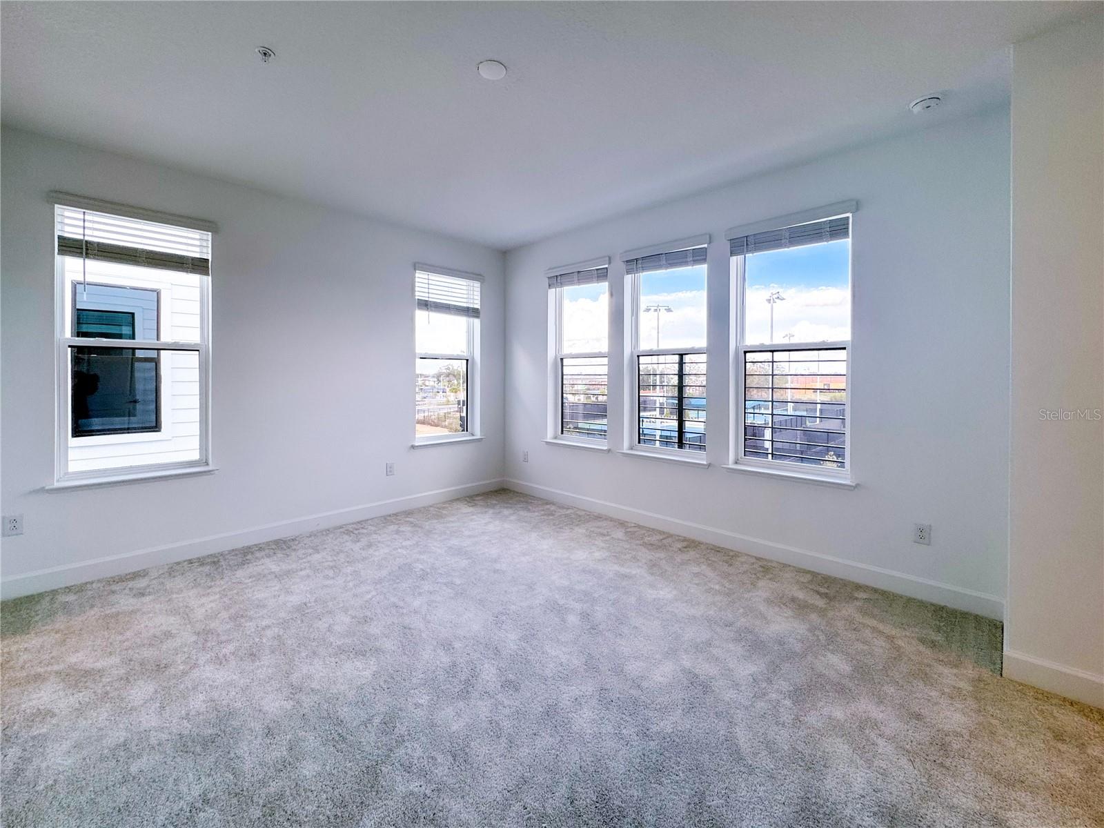 Image 40 of 55 For 2046 Packing District Way