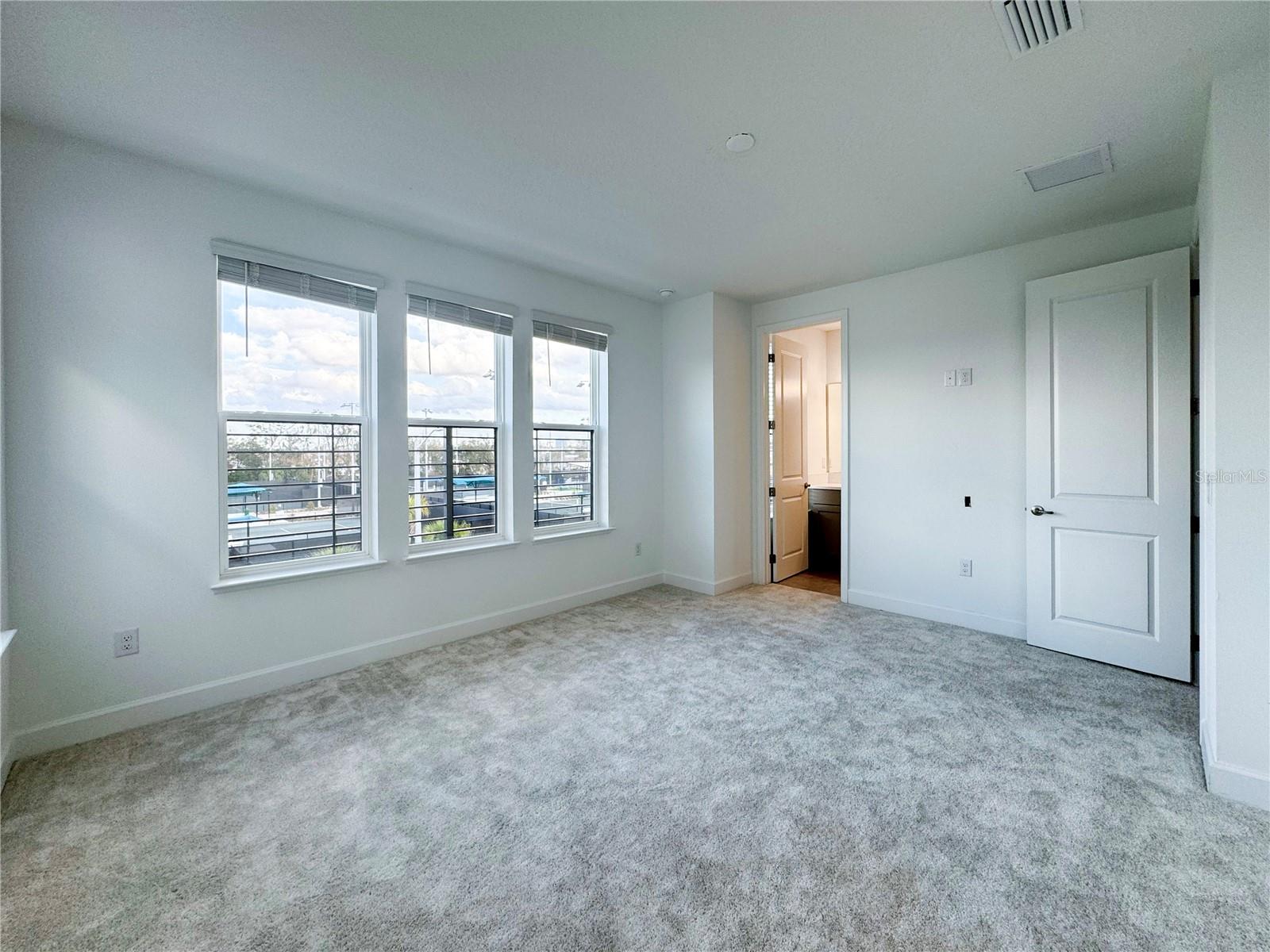 Image 41 of 55 For 2046 Packing District Way