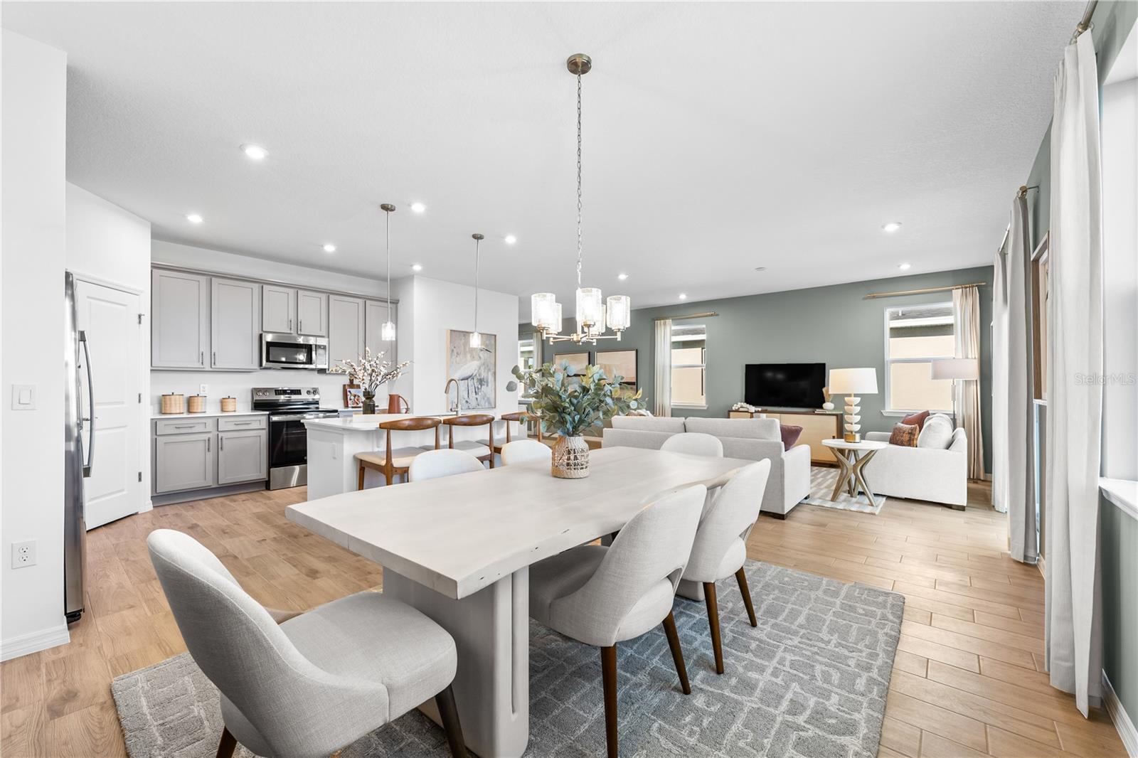 Image 20 of 50 For 5480 Meadow Walk Drive