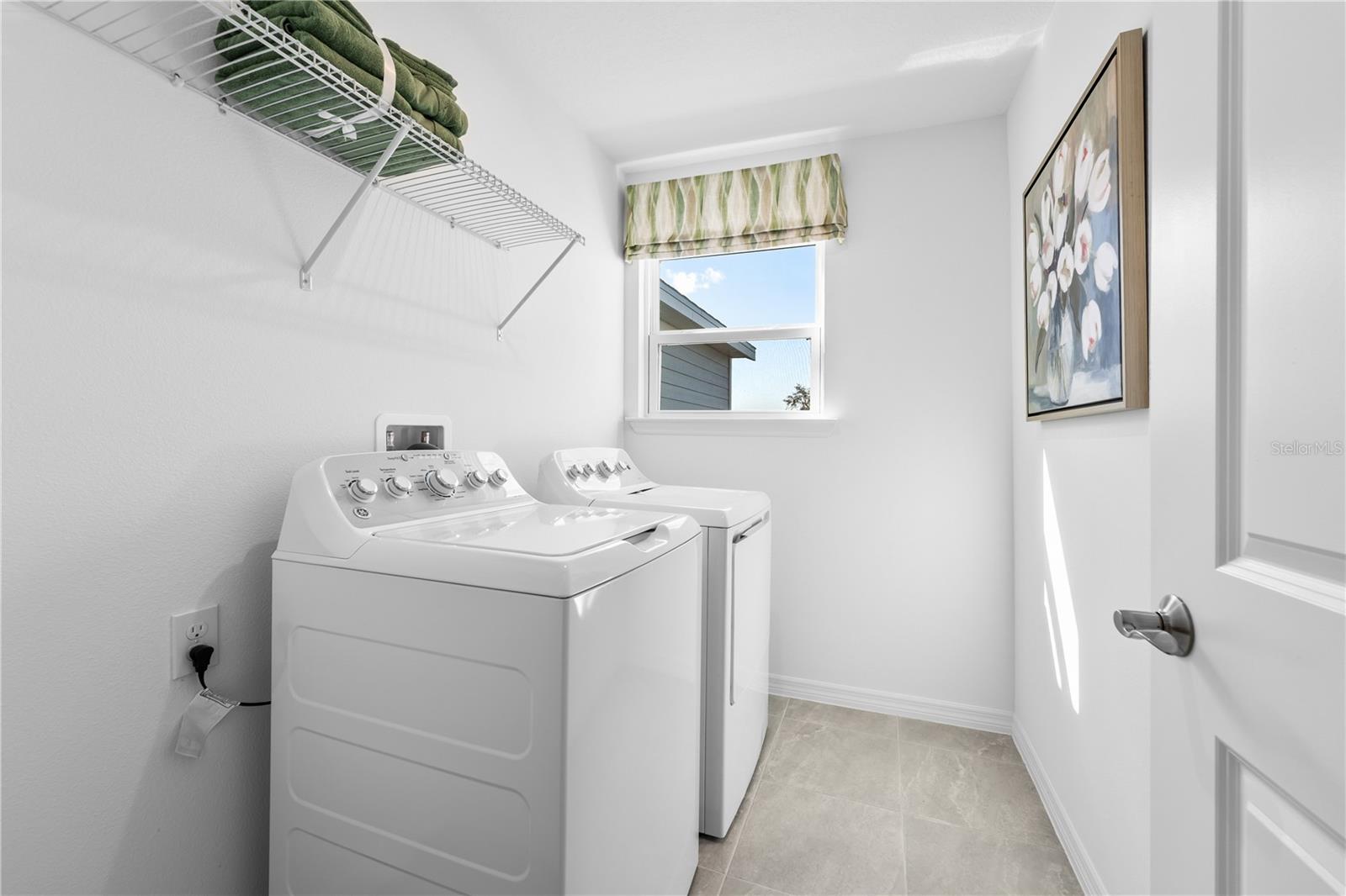 Image 43 of 50 For 5480 Meadow Walk Drive