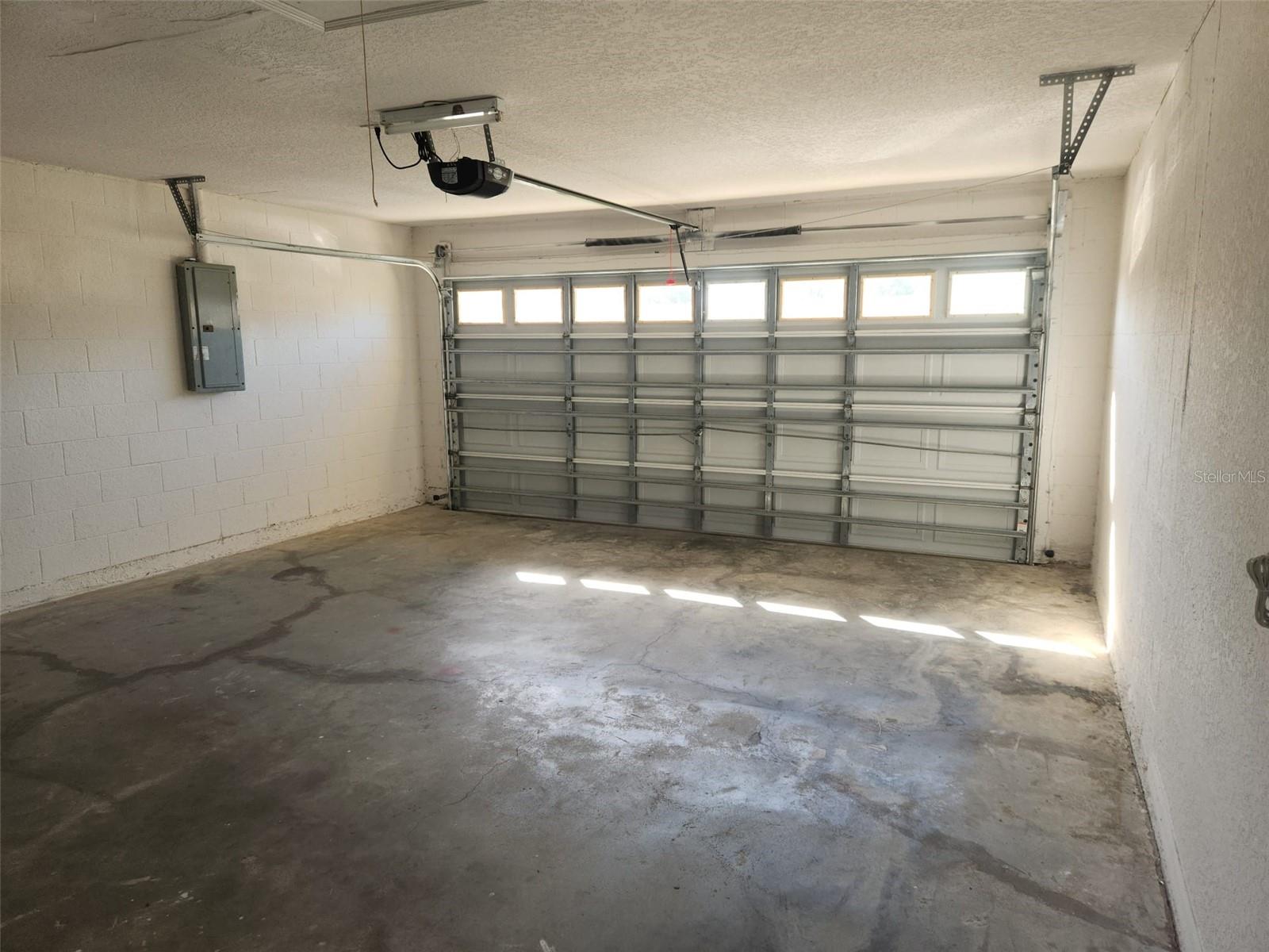 Image 11 of 11 For 709 Cockatoo Court