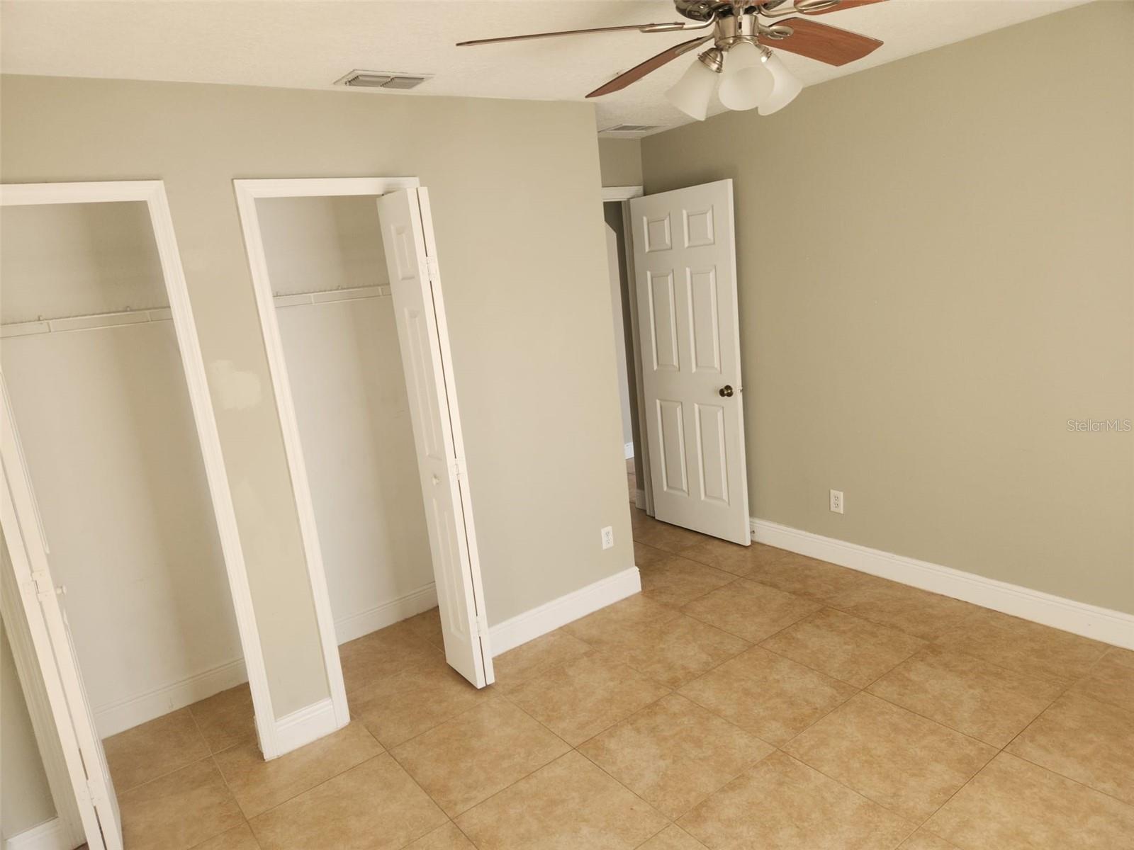 Image 9 of 11 For 709 Cockatoo Court