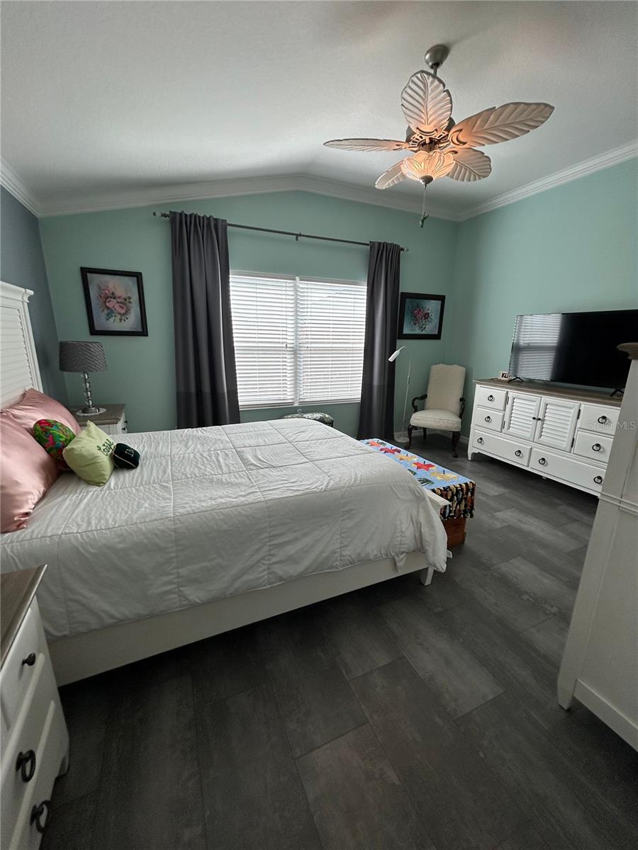 Image 10 of 21 For 5840 Unger Court