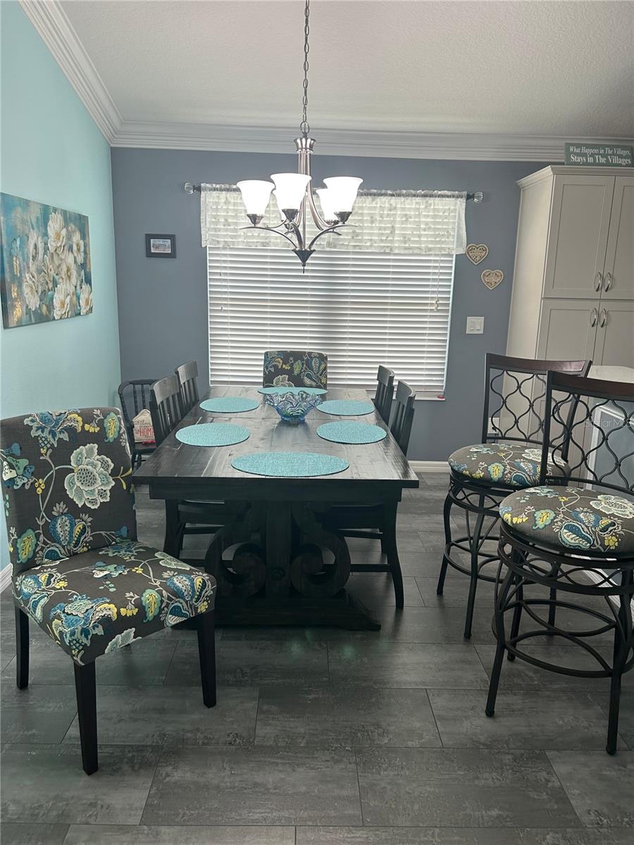 Image 11 of 21 For 5840 Unger Court