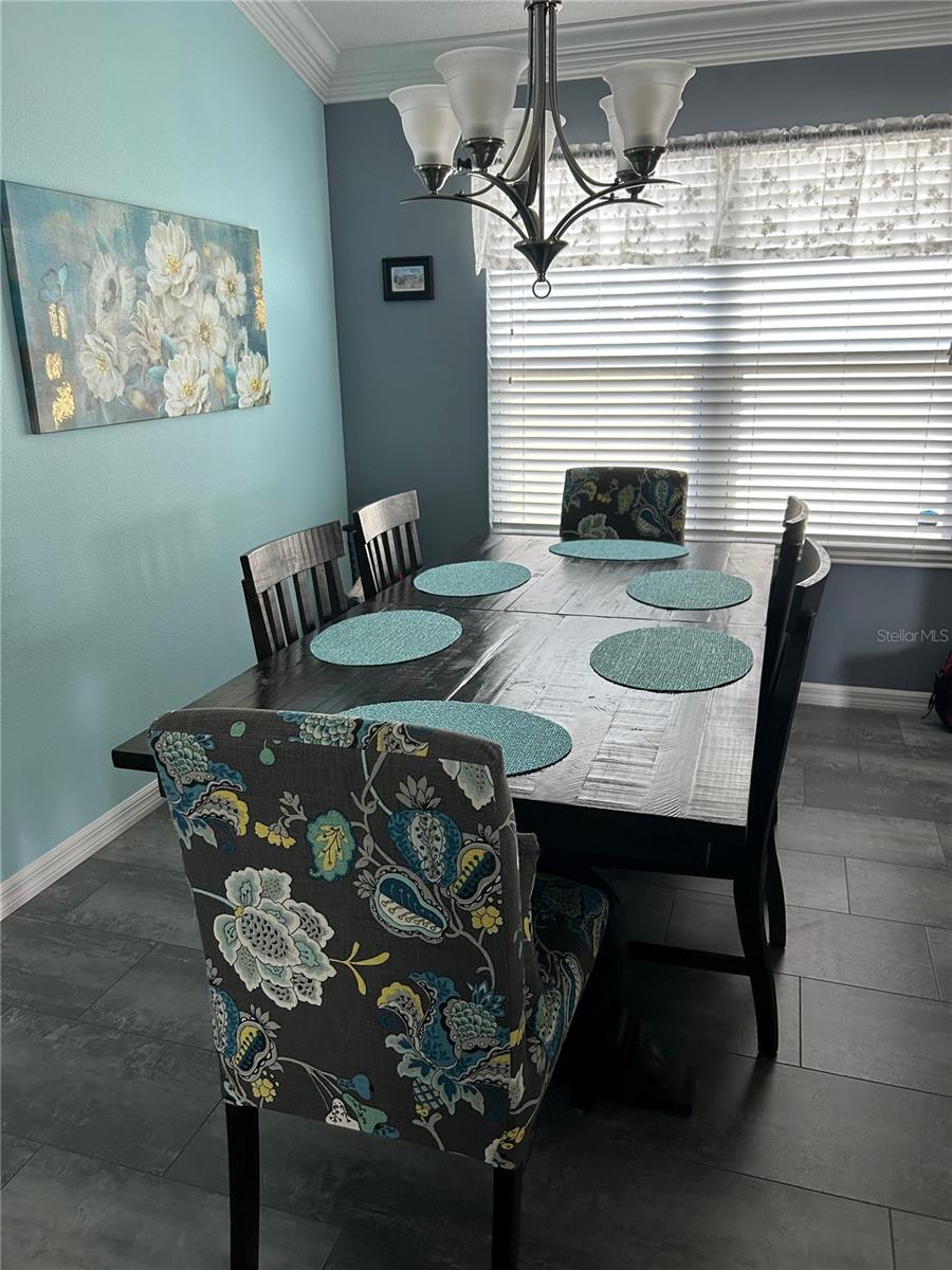 Image 12 of 21 For 5840 Unger Court