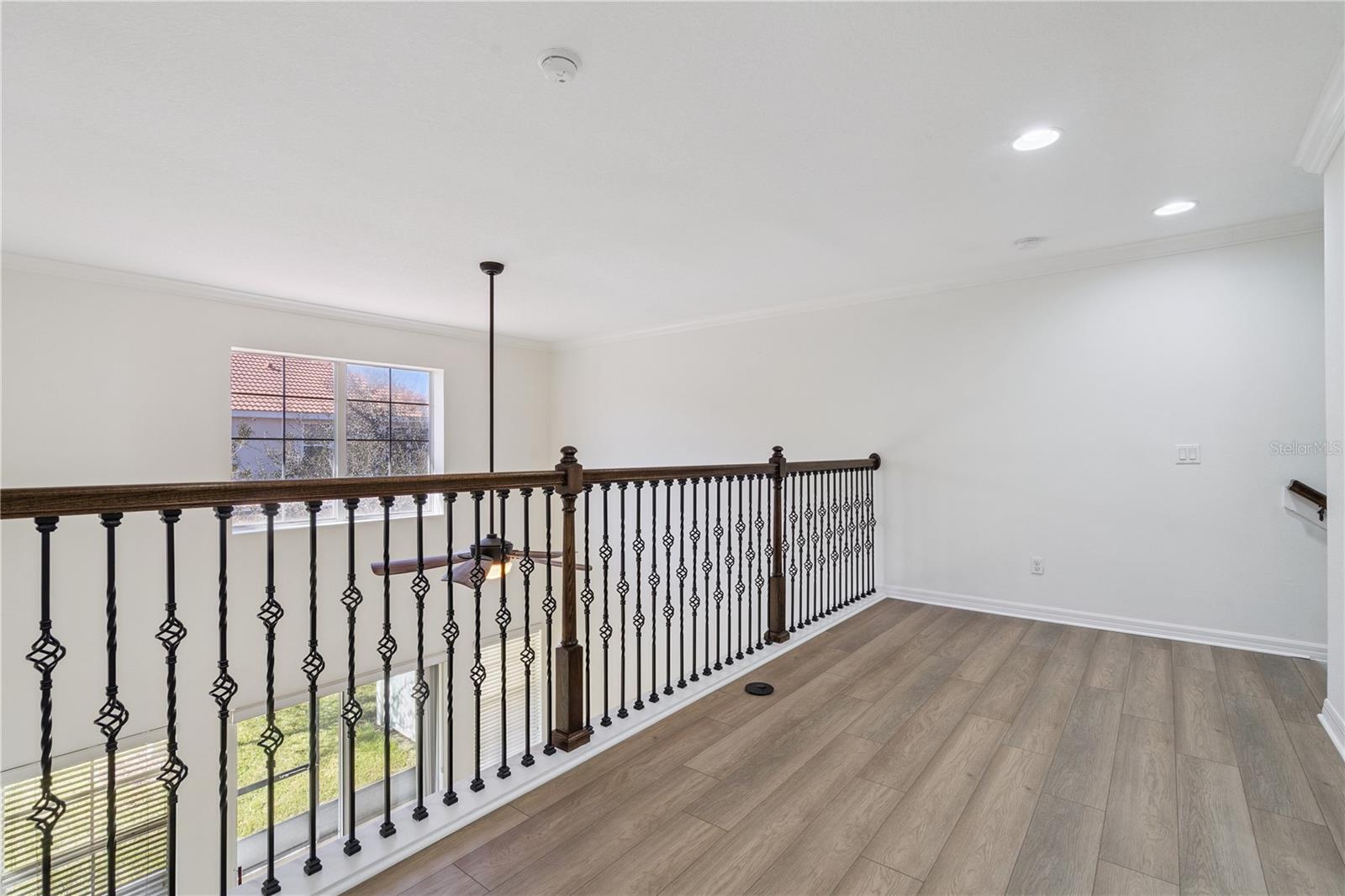 Image 15 of 24 For 308 Terracina Drive