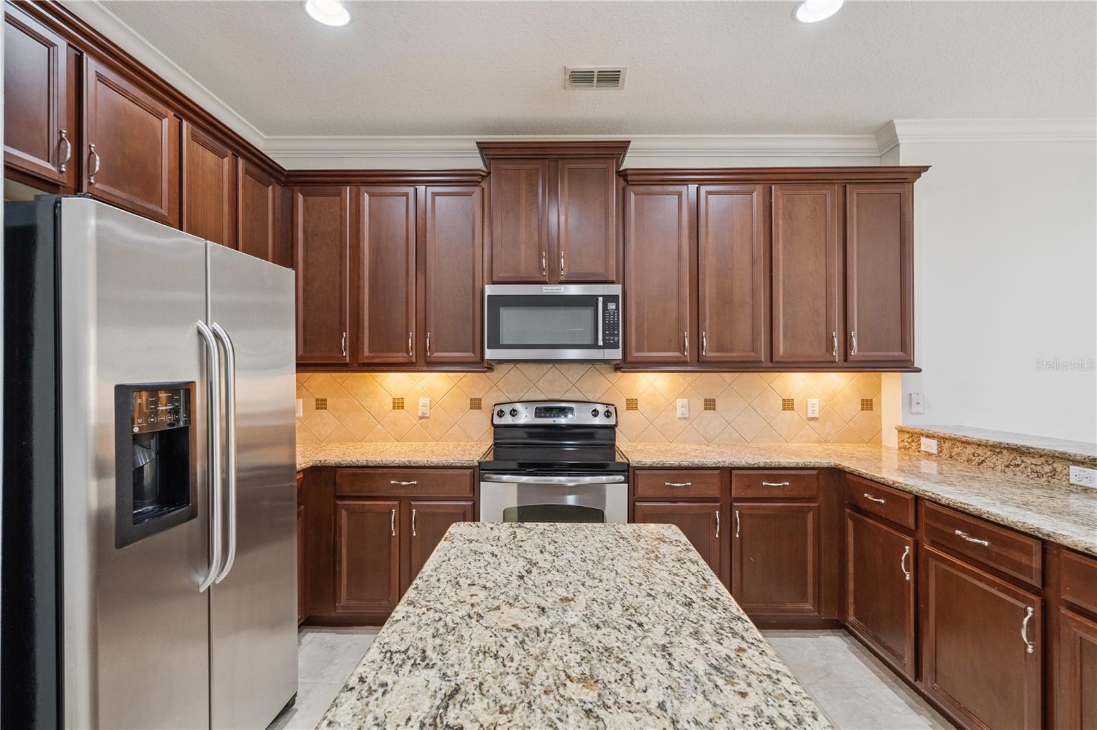 Image 5 of 24 For 308 Terracina Drive