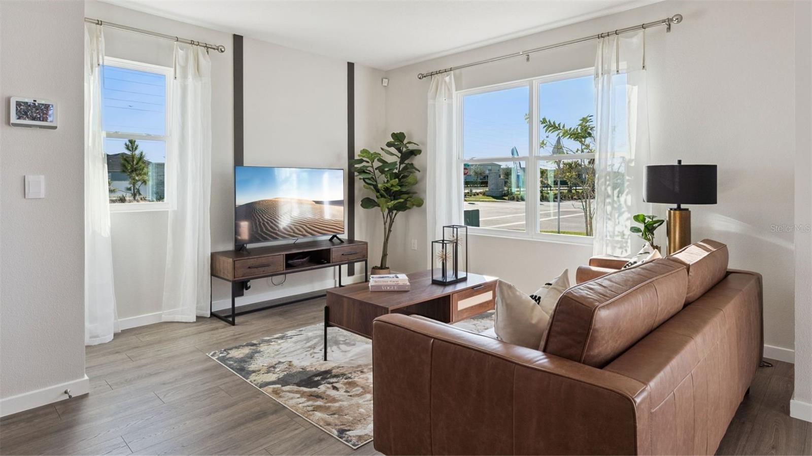 Image 3 of 32 For 595 Preston Cove Drive