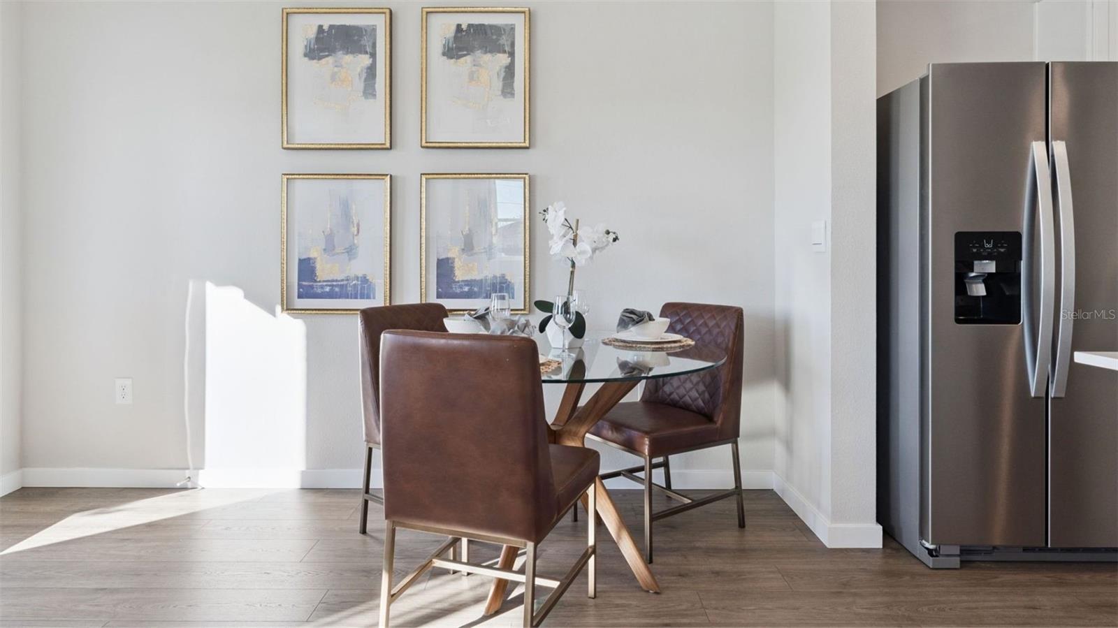 Image 5 of 32 For 595 Preston Cove Drive