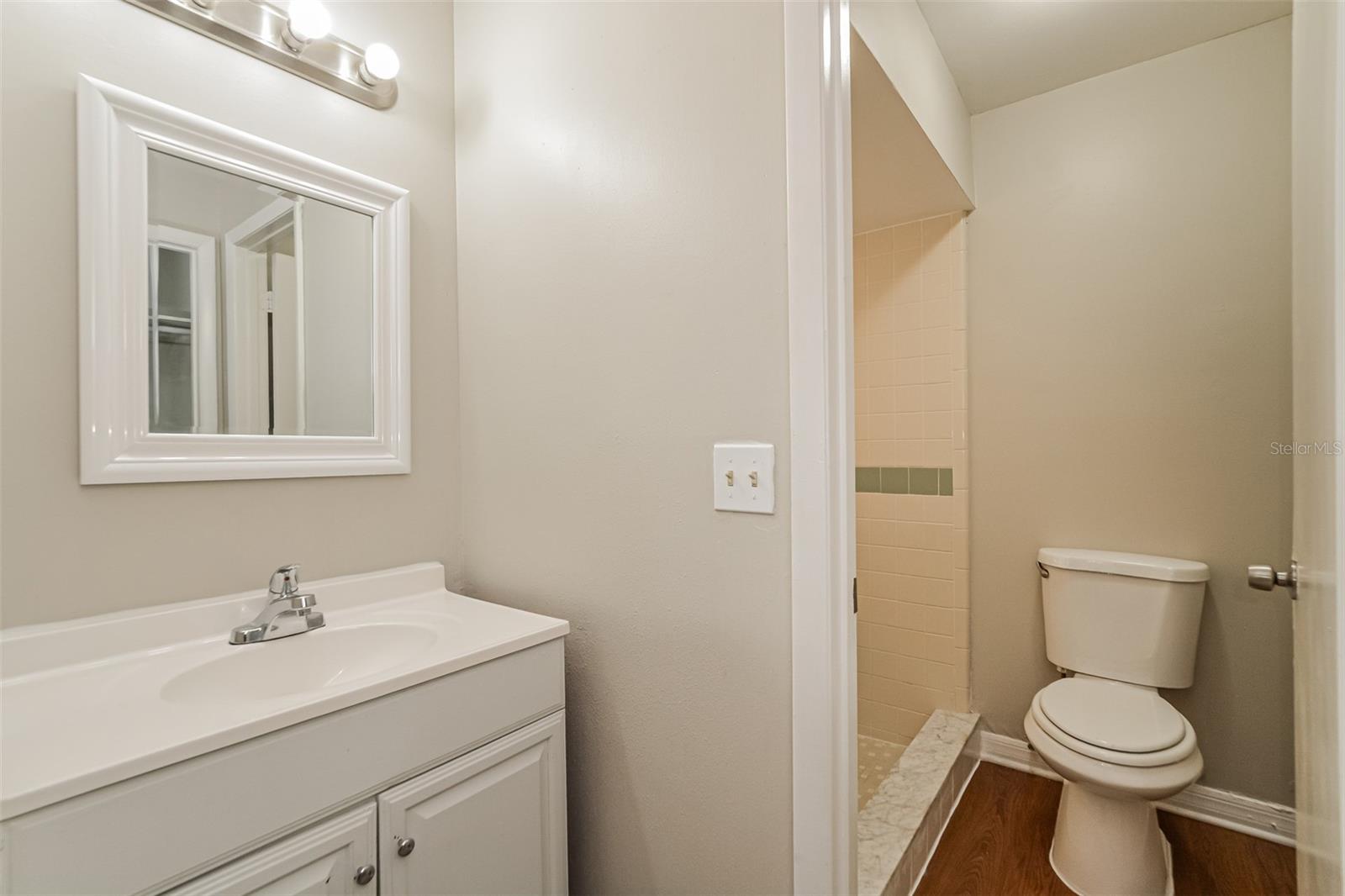 Image 13 of 21 For 7718 Covedale Drive