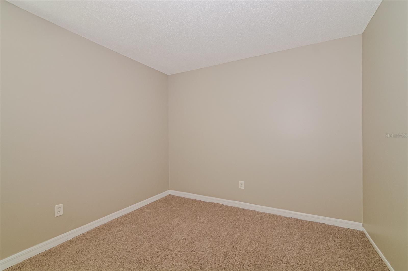 Image 14 of 21 For 7718 Covedale Drive