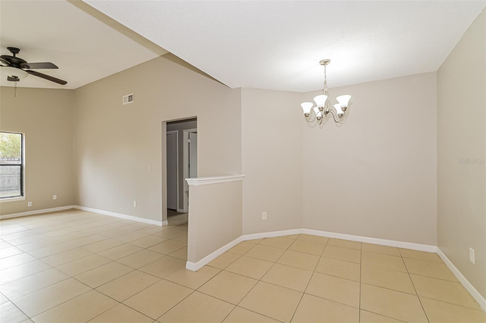 Image 6 of 21 For 7718 Covedale Drive