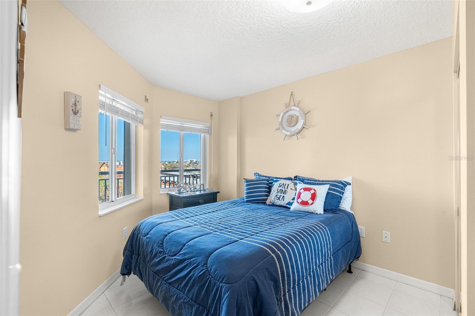 Image 11 of 57 For 3450 Ocean Beach Boulevard 603