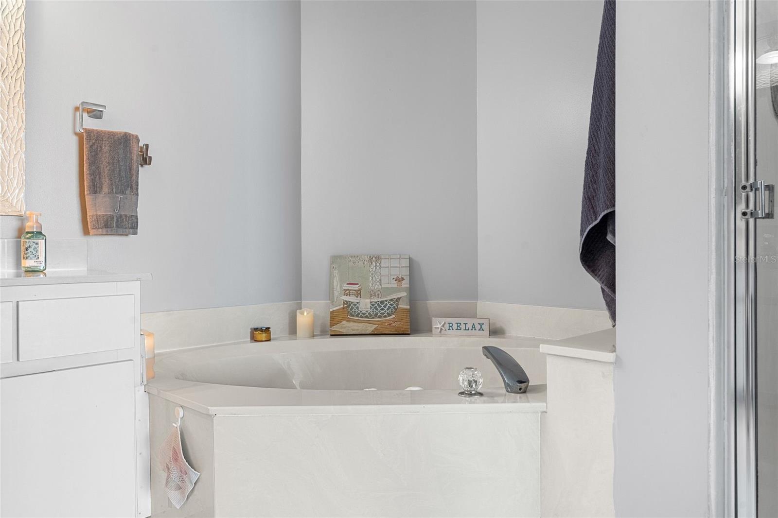 Image 18 of 57 For 3450 Ocean Beach Boulevard 603