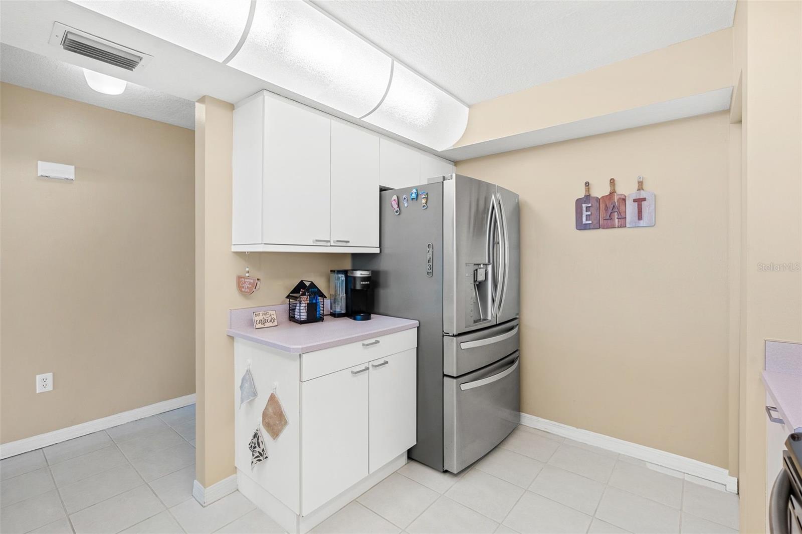 Image 24 of 57 For 3450 Ocean Beach Boulevard 603