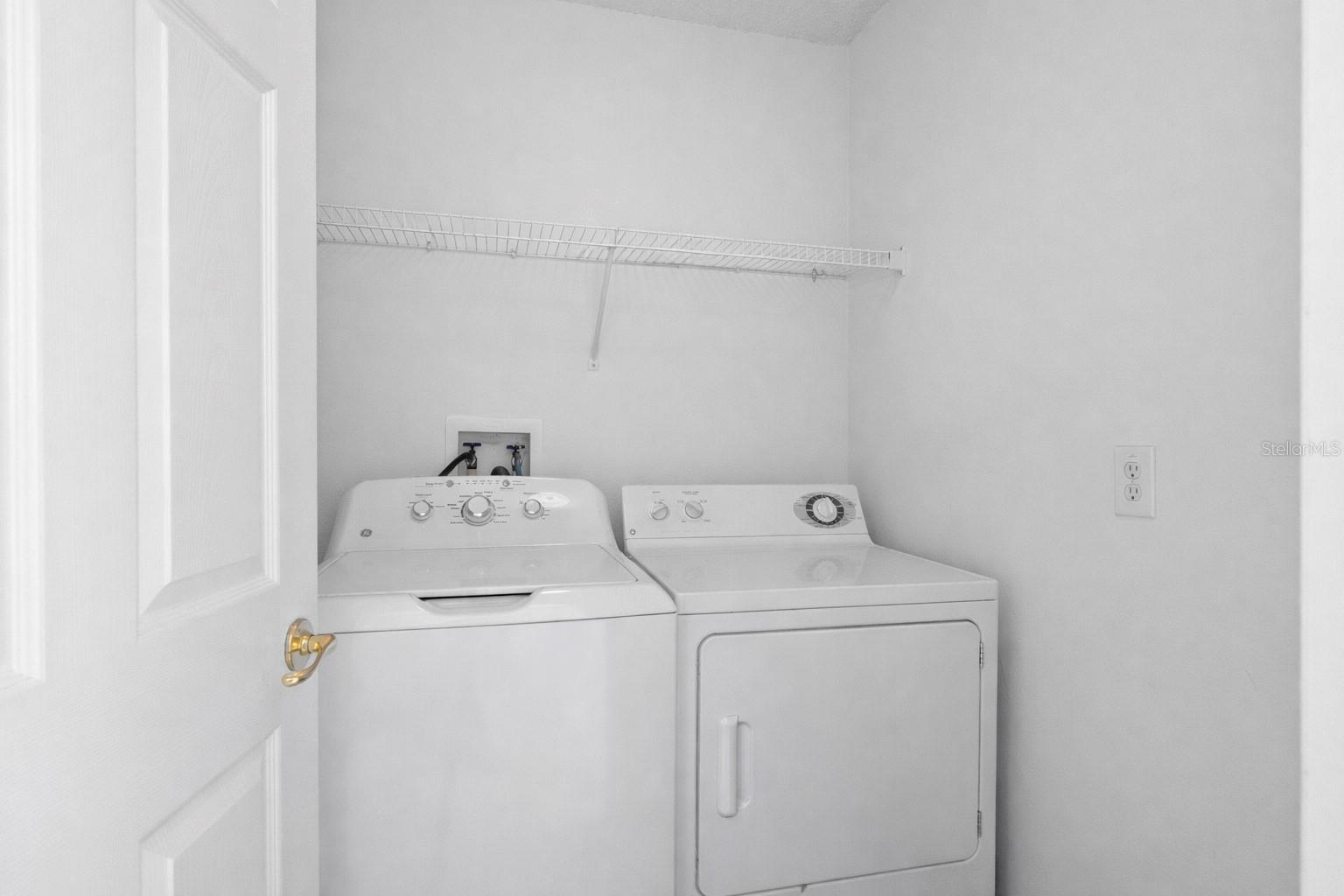 Image 10 of 40 For 8053 Roaring Creek Court