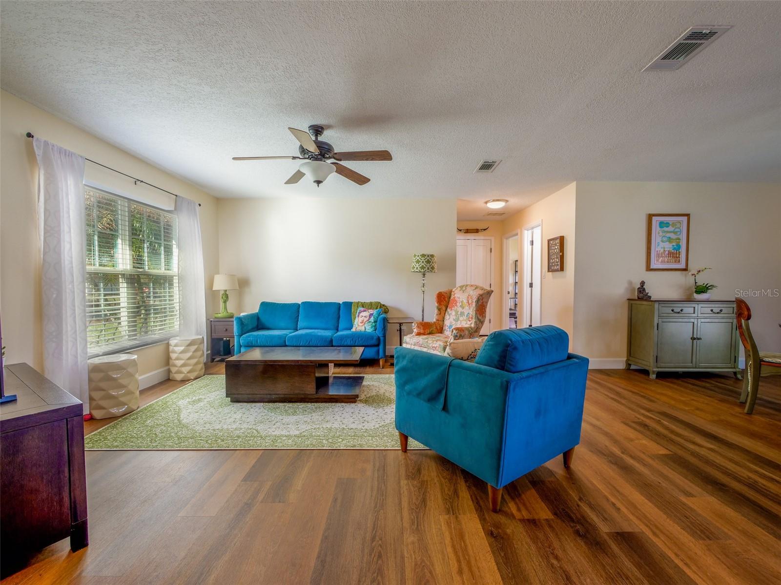 Image 4 of 23 For 4837 Tellson Place