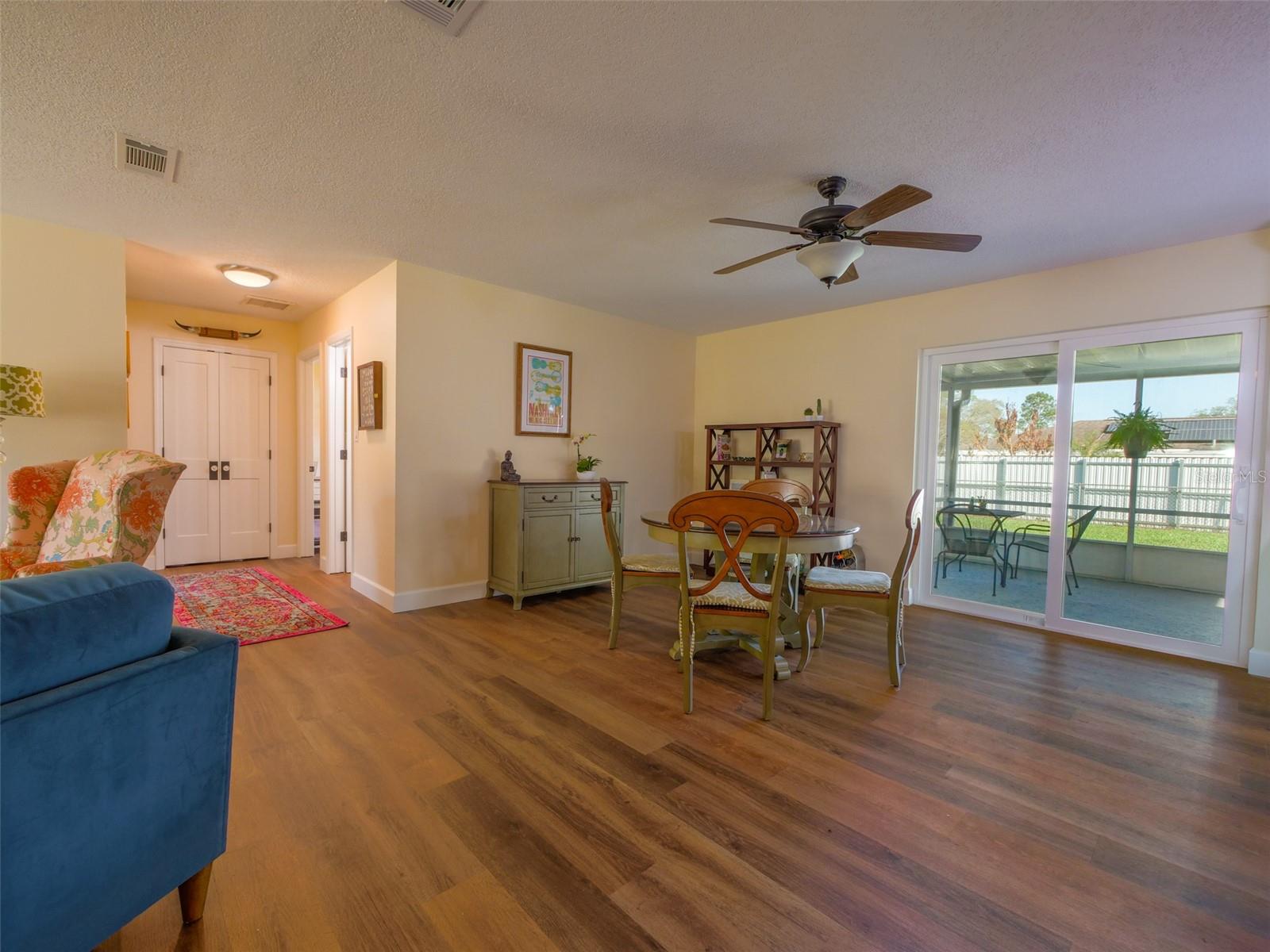 Image 9 of 23 For 4837 Tellson Place