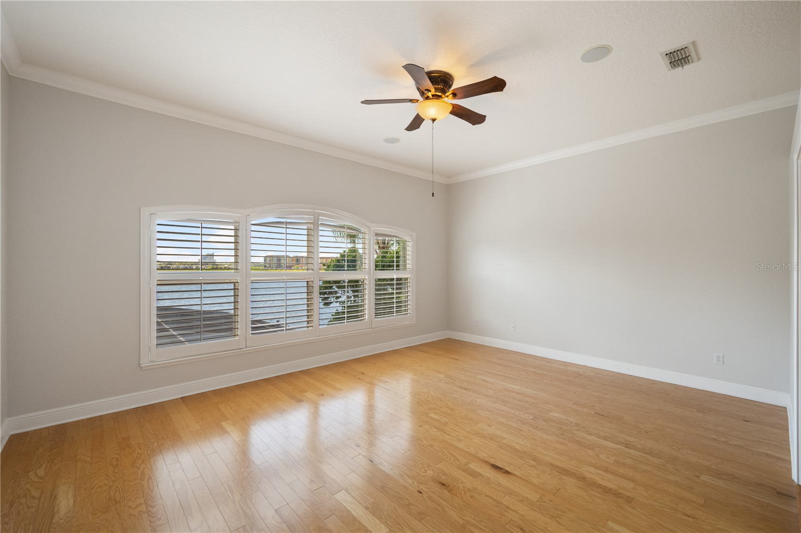 Image 24 of 60 For 8119 Via Rosa