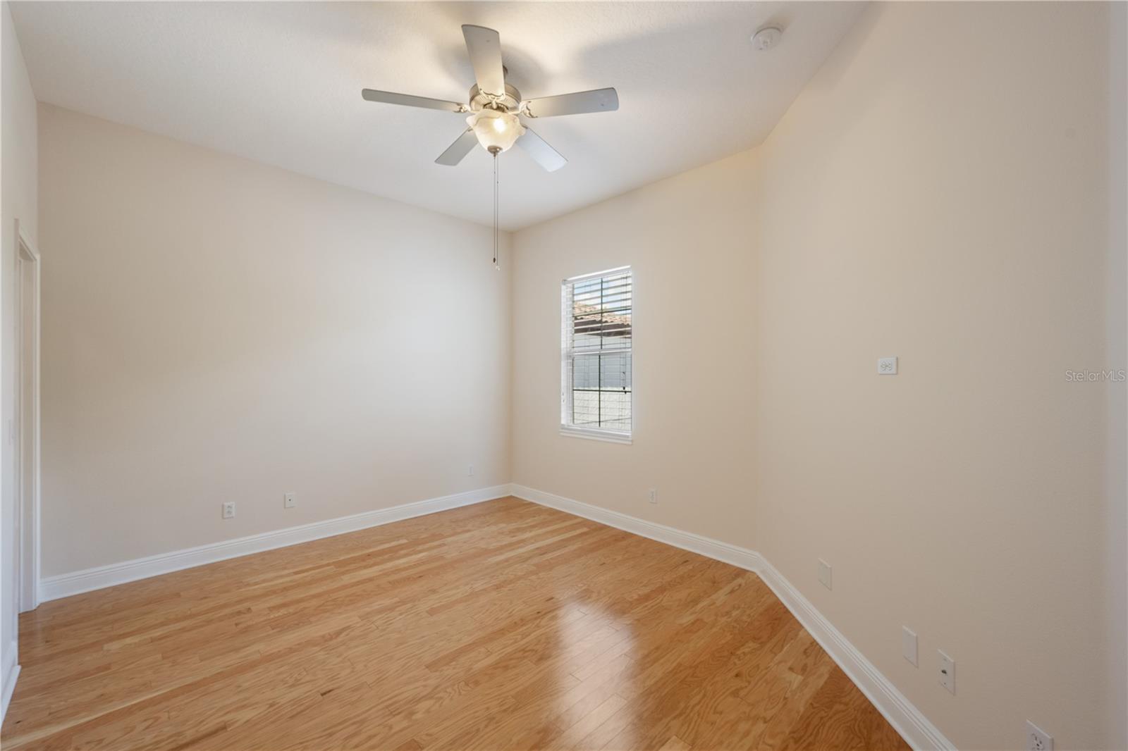 Image 29 of 60 For 8119 Via Rosa