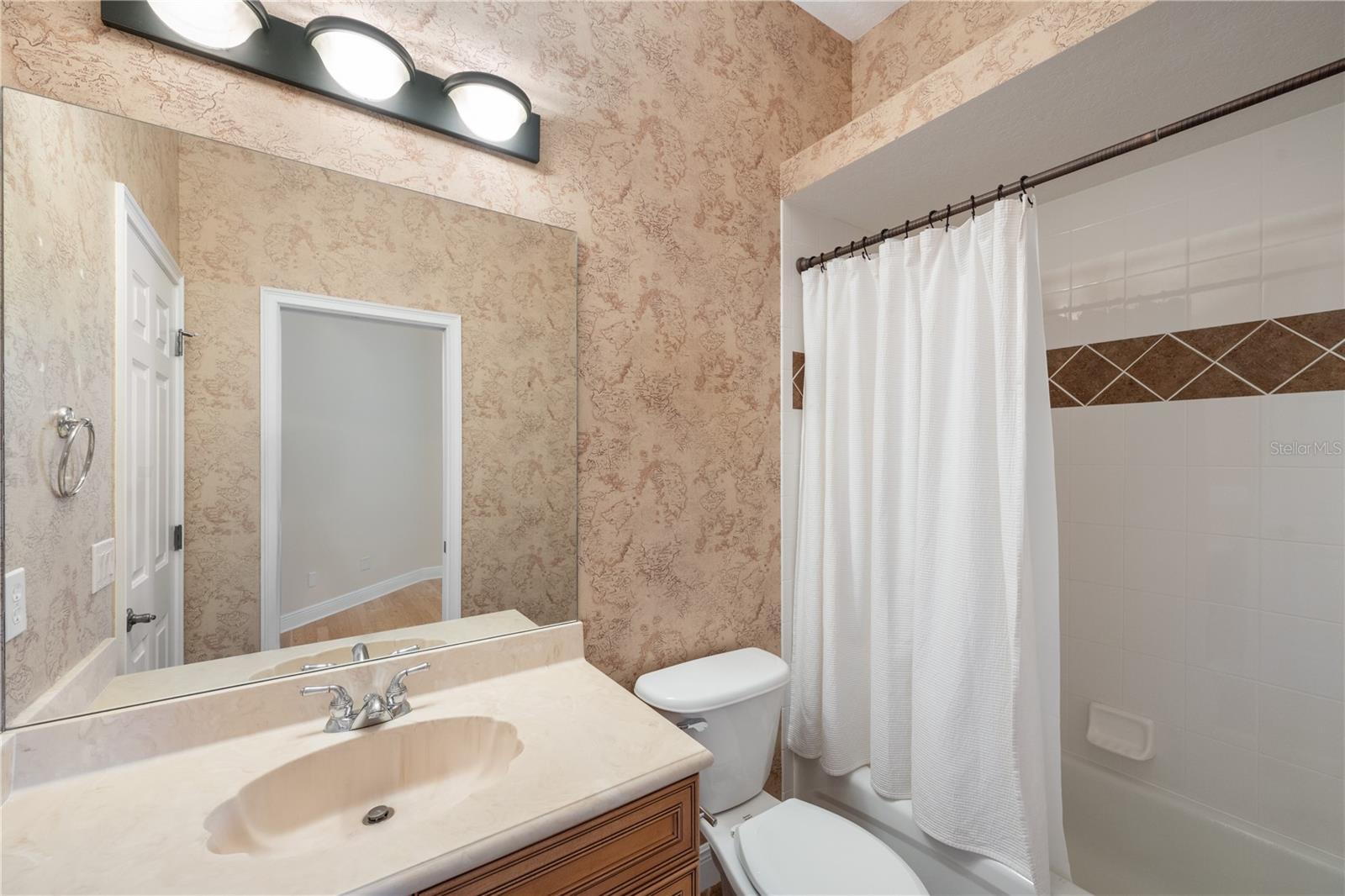 Image 30 of 60 For 8119 Via Rosa