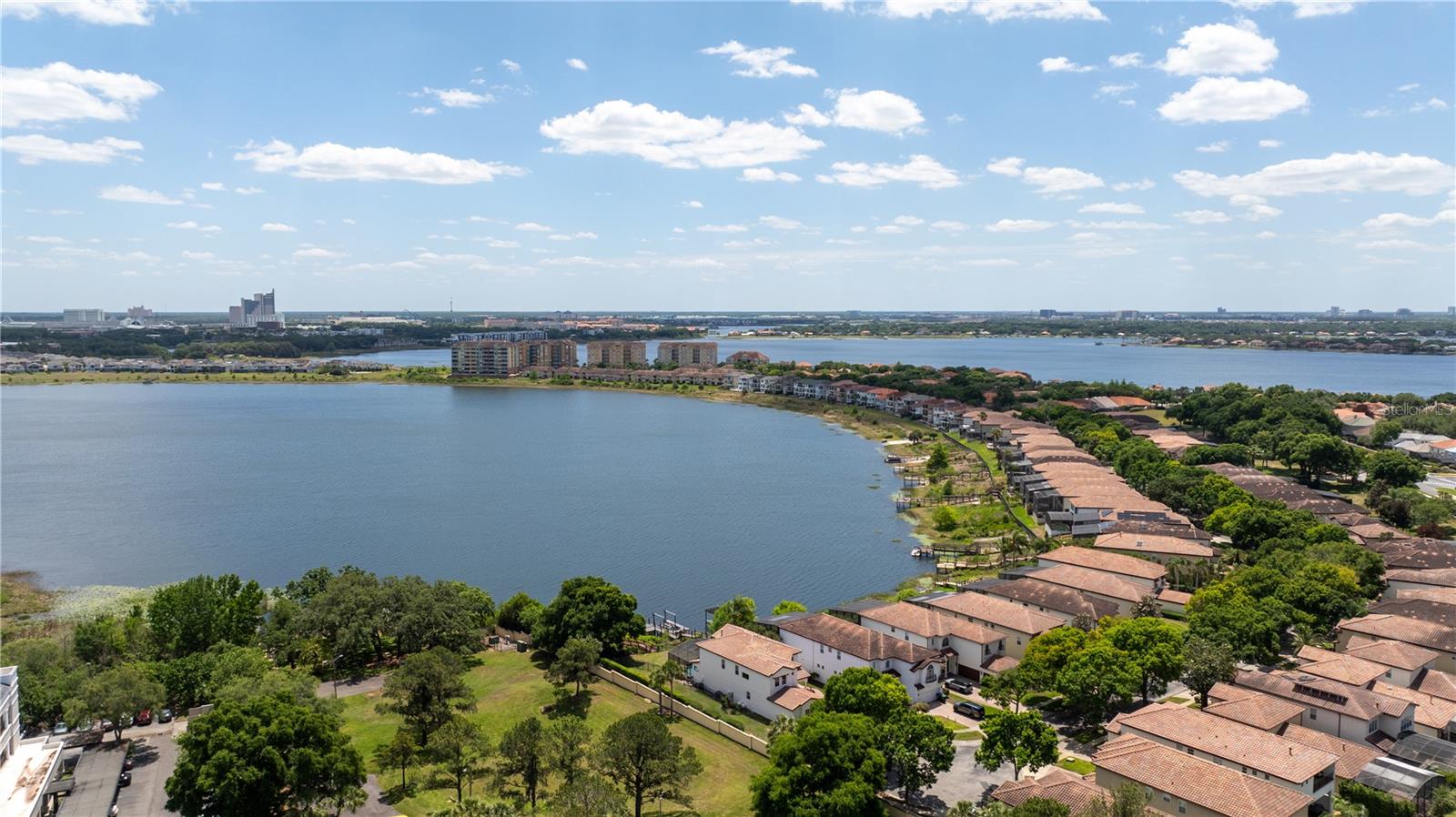 Image 54 of 60 For 8119 Via Rosa