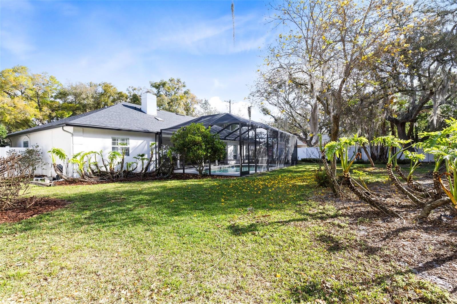 Image 43 of 55 For 1817 Braeloch Court