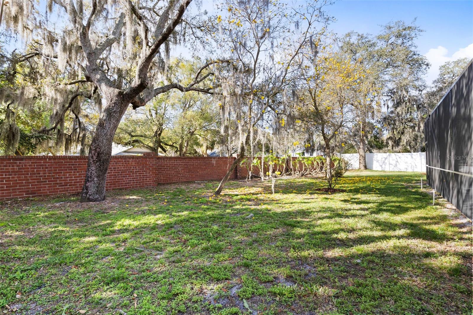 Image 44 of 55 For 1817 Braeloch Court