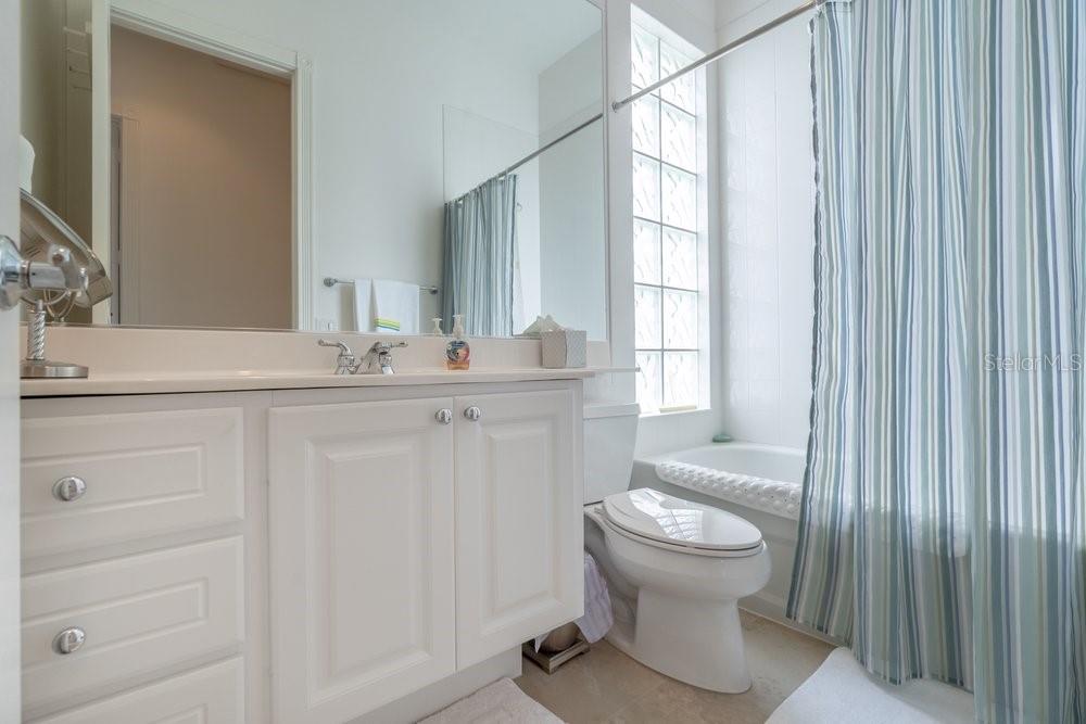 Image 25 of 56 For 7824 Orvieto Court