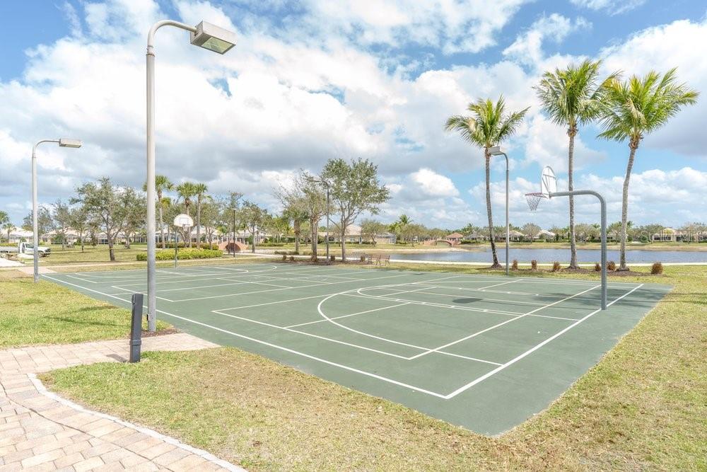 Image 38 of 56 For 7824 Orvieto Court