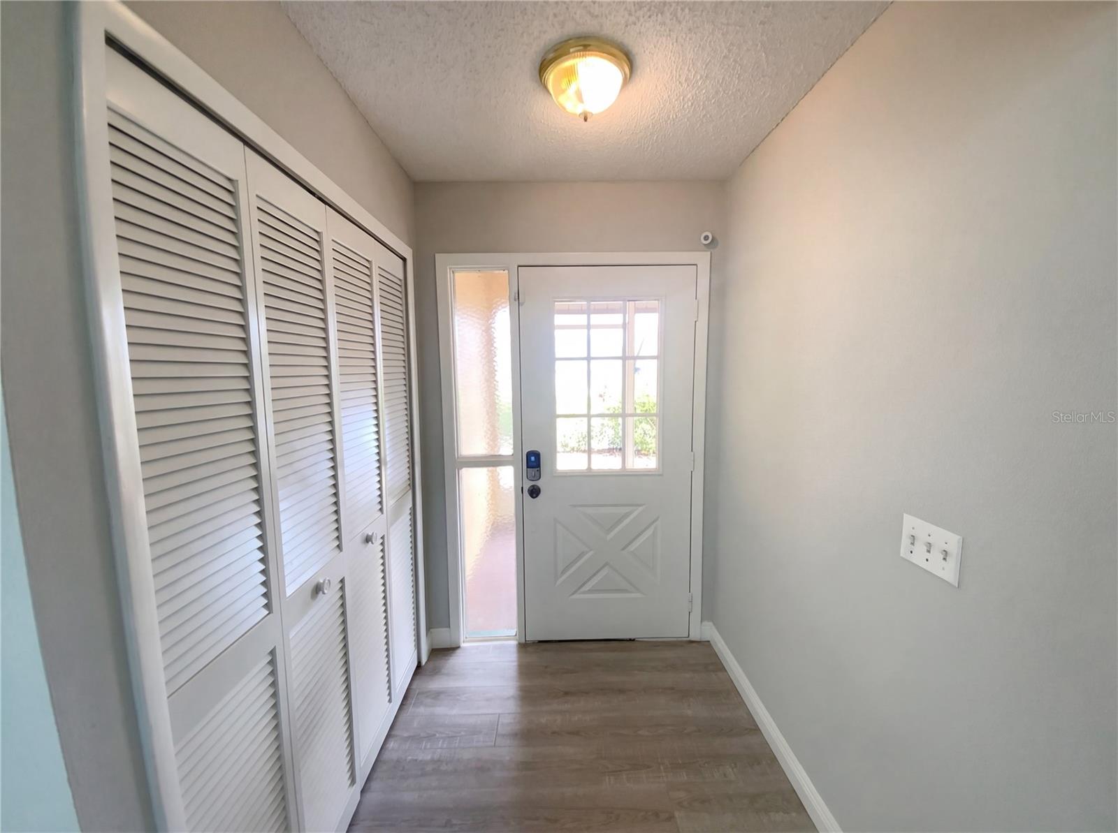 Image 17 of 30 For 13002 Titleist Drive