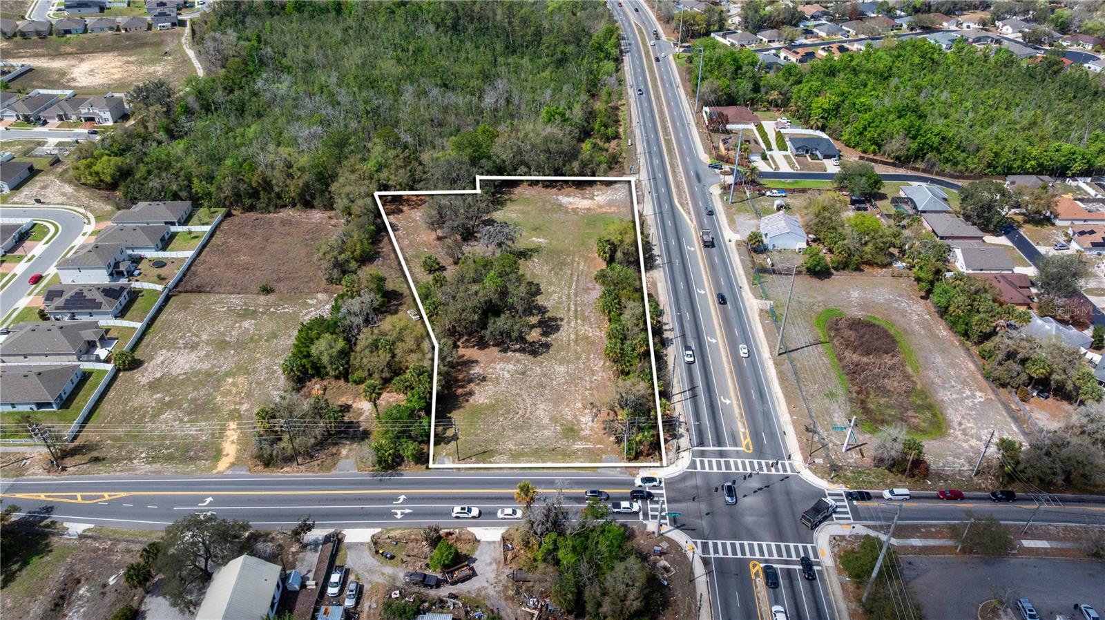 Image 4 of 15 For 711 Ronald Reagan Parkway