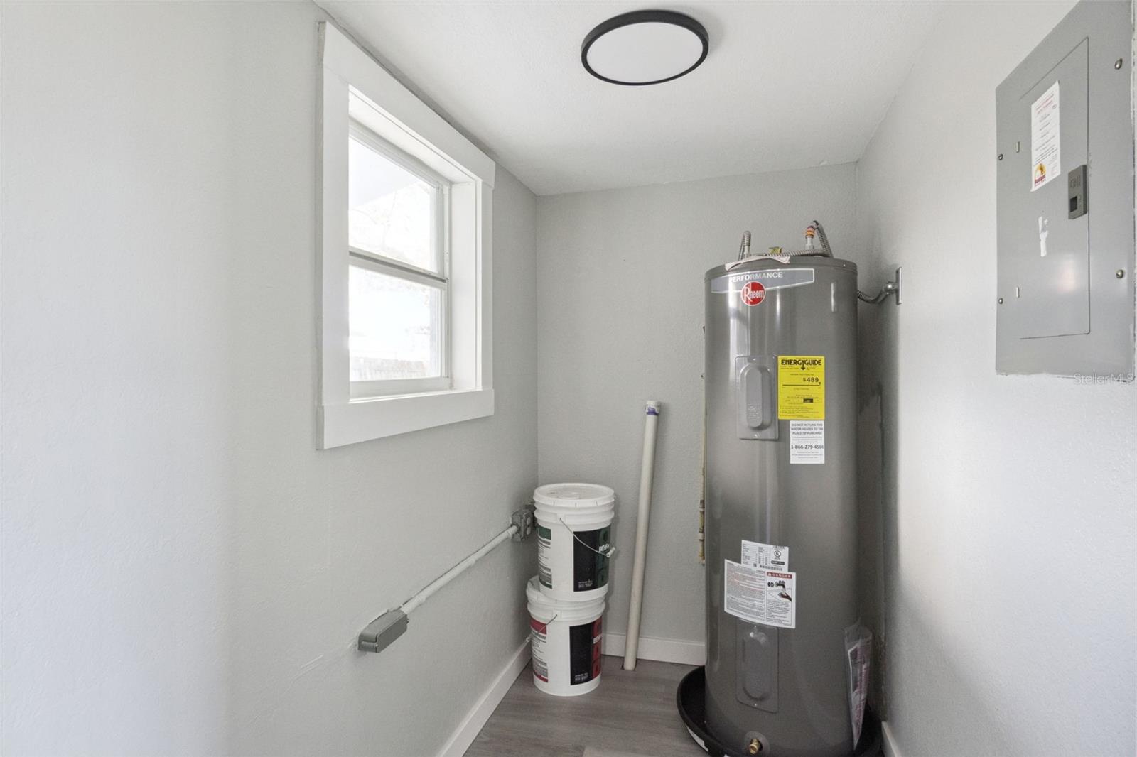 Image 17 of 20 For 1700 Kentucky Avenue