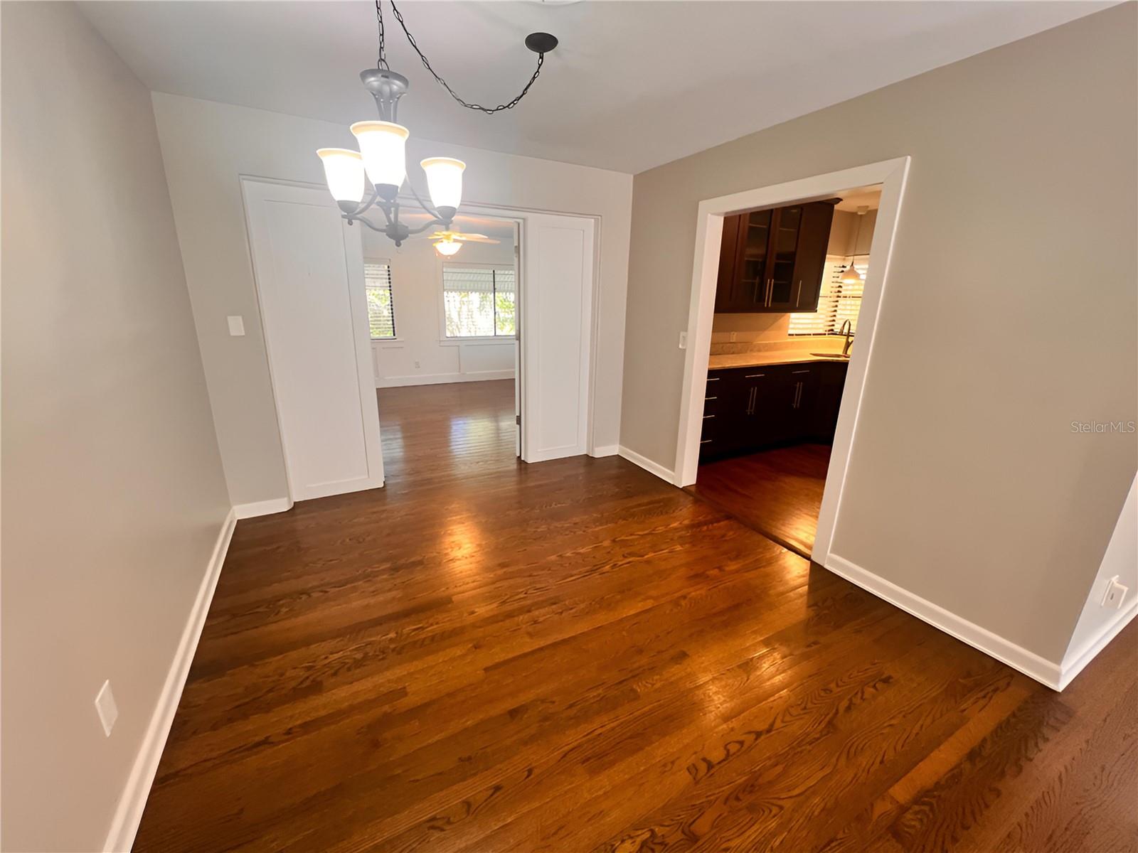 Image 10 of 17 For 2011 Howard Drive