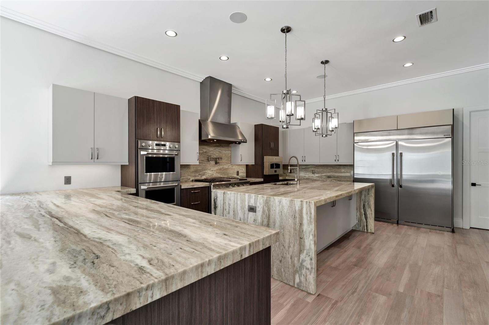 Image 11 of 78 For 13643 Lake Cawood Drive