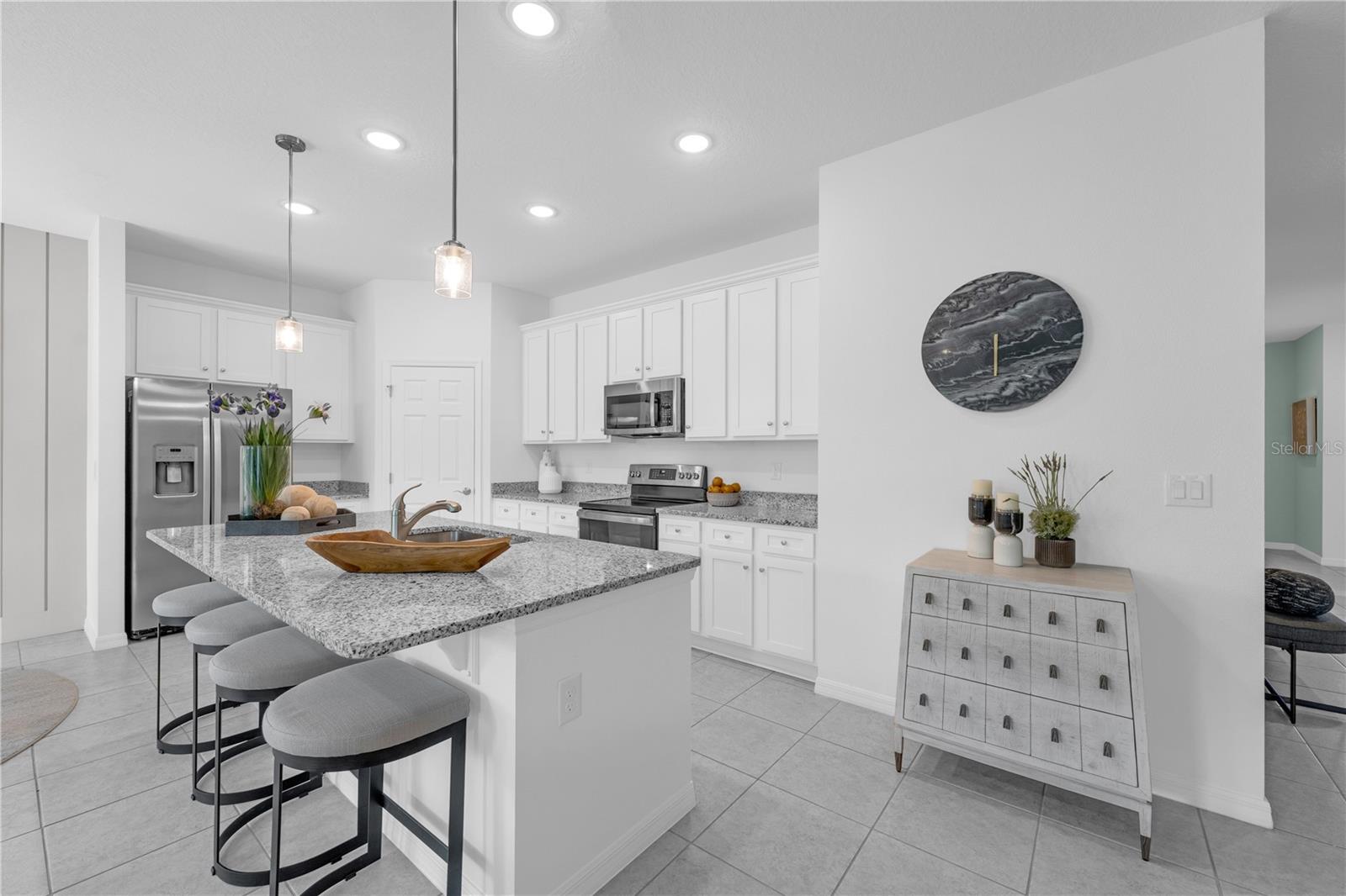 Image 24 of 43 For 1705 Flag Street