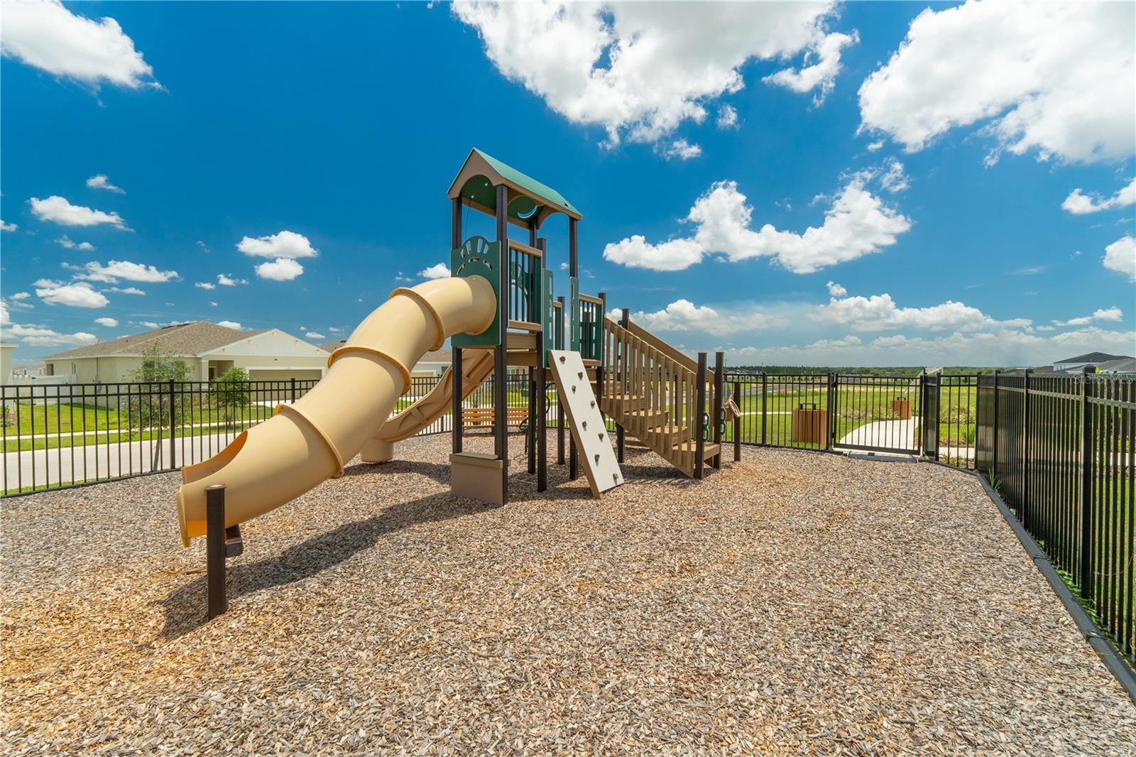 Image 37 of 43 For 1705 Flag Street