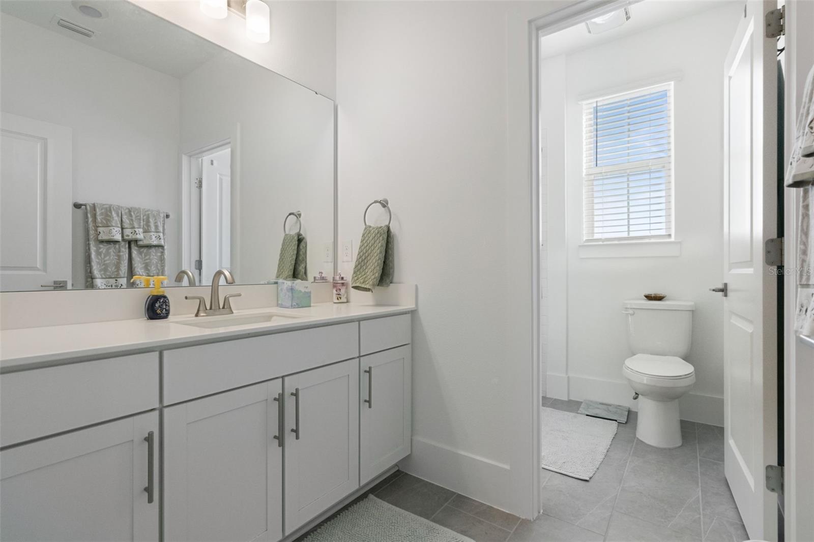 Image 18 of 23 For 12566 Westhaven Oak Drive