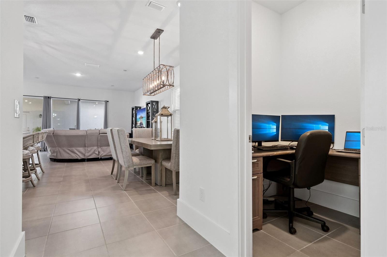 Image 20 of 23 For 12566 Westhaven Oak Drive