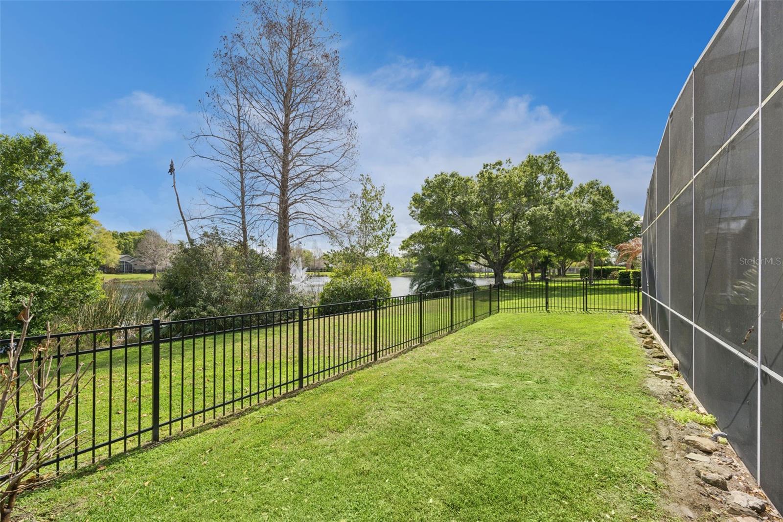 Image 36 of 41 For 814 Grovesmere Loop