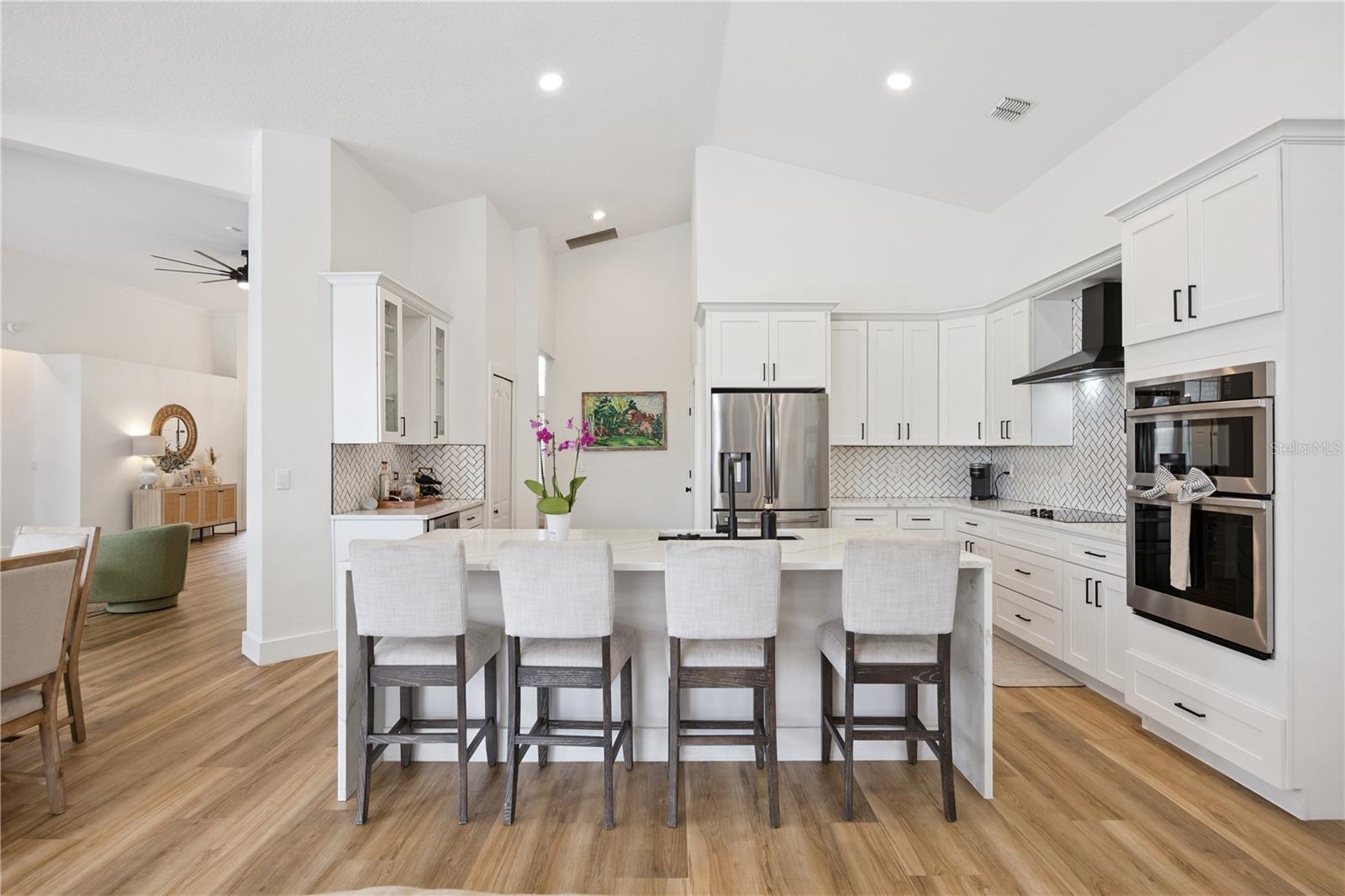 Image 5 of 41 For 814 Grovesmere Loop