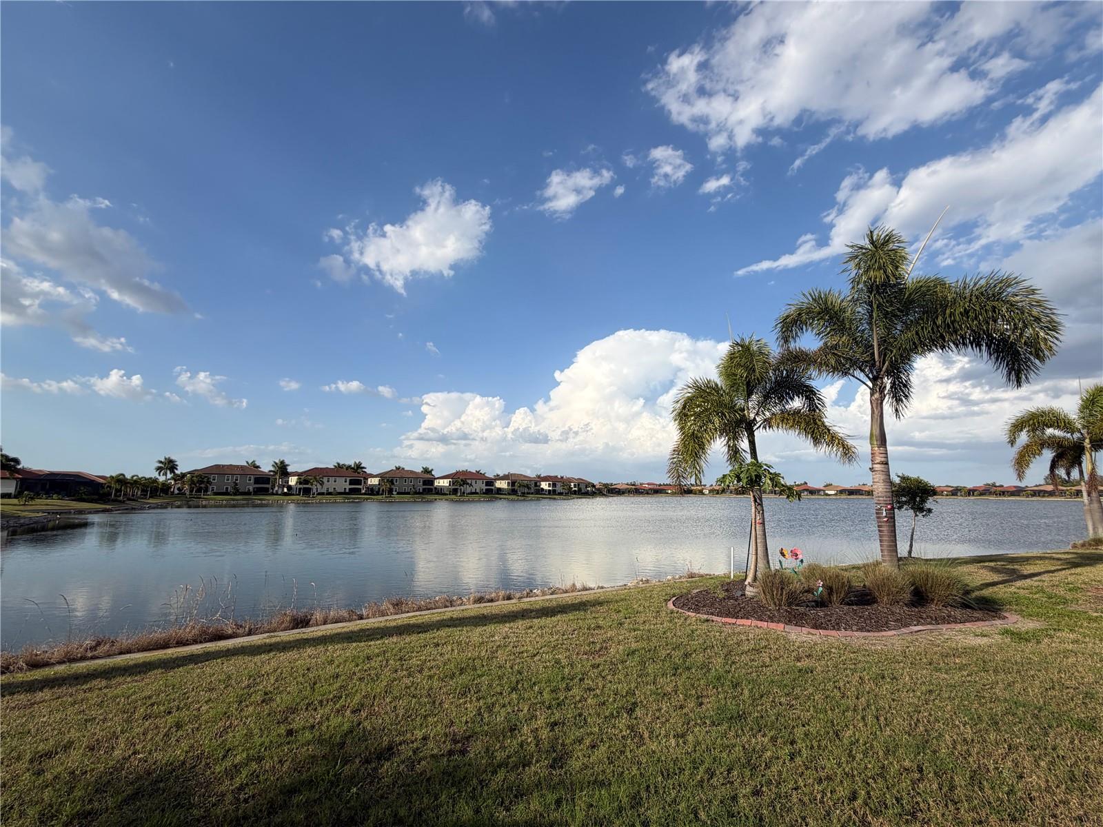 Image 35 of 52 For 283 Toscavilla Boulevard