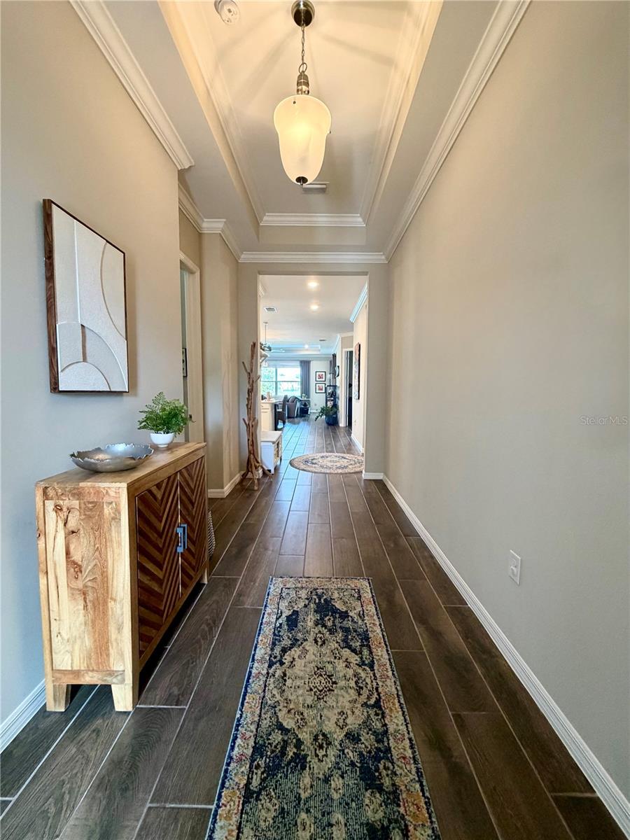 Image 6 of 52 For 283 Toscavilla Boulevard