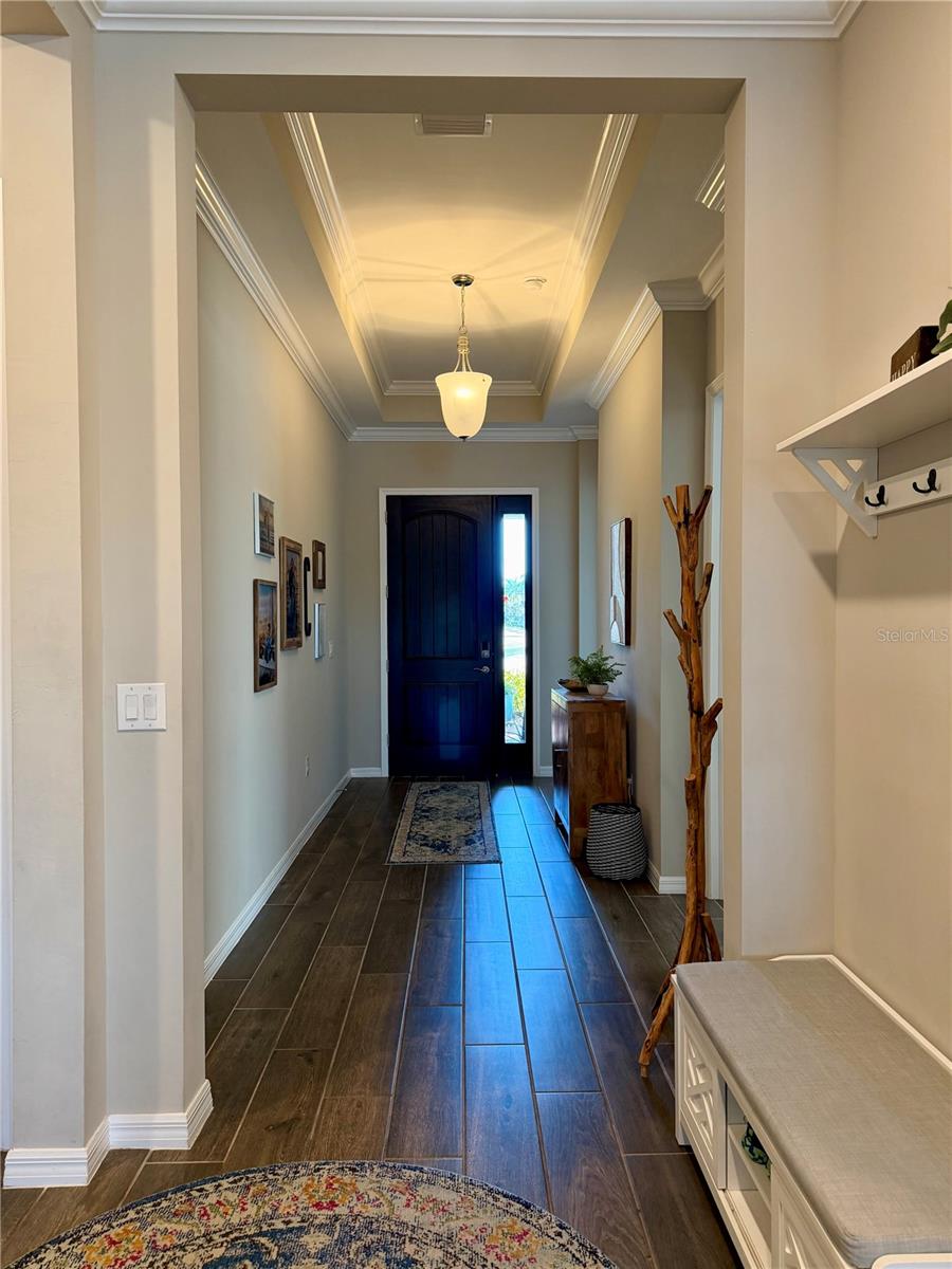 Image 7 of 52 For 283 Toscavilla Boulevard