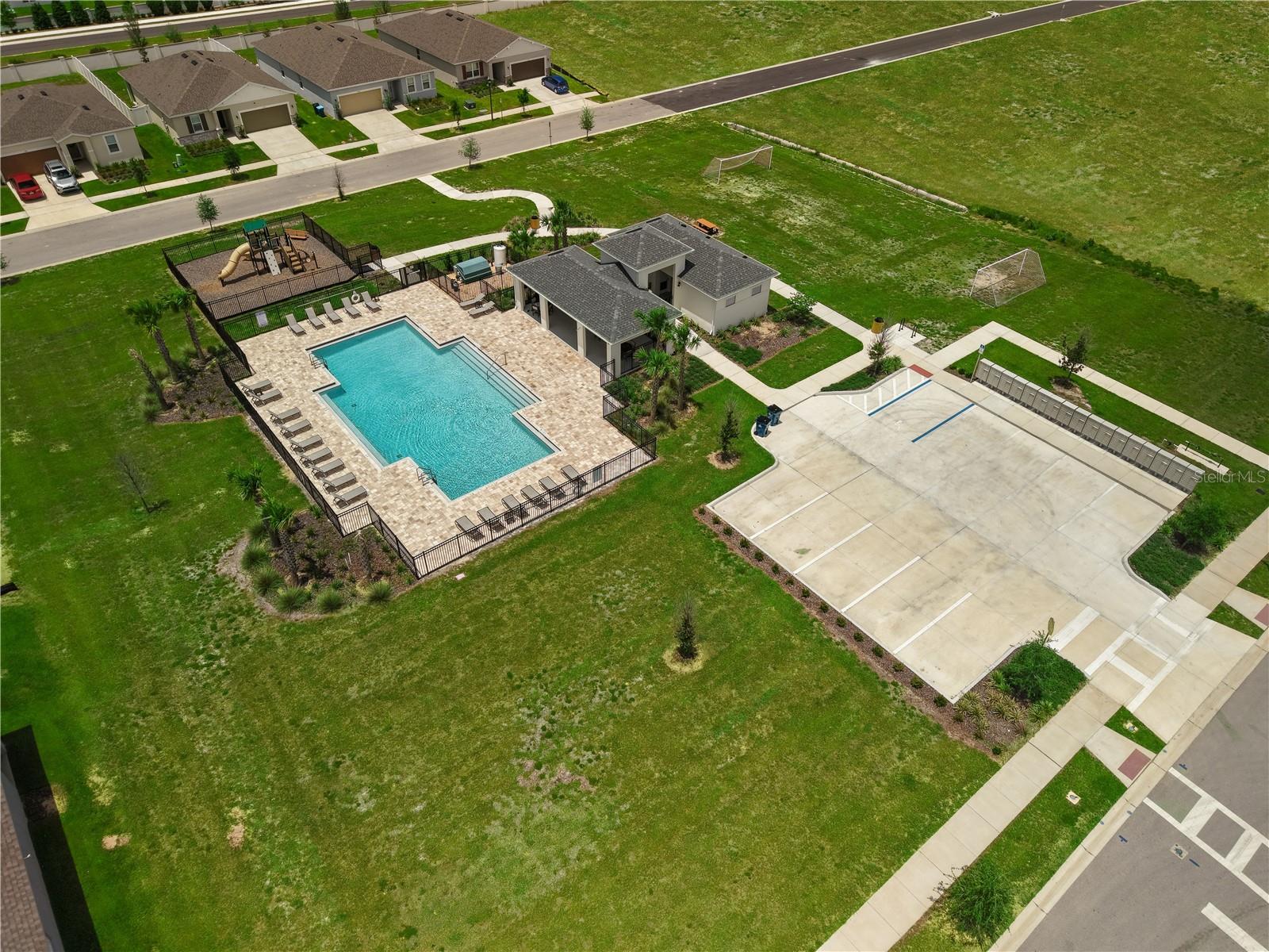 Image 45 of 49 For 1717 Flag Street