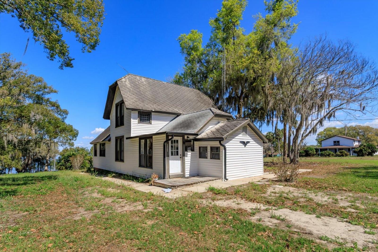 Image 9 of 26 For 13311 Sunset Harbor Road