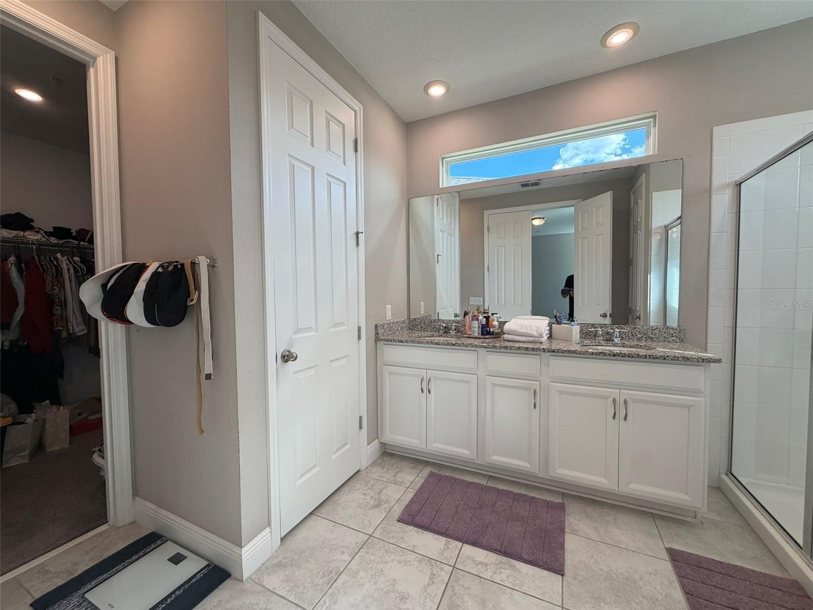 Image 23 of 34 For 8272 Bryce Canyon Avenue